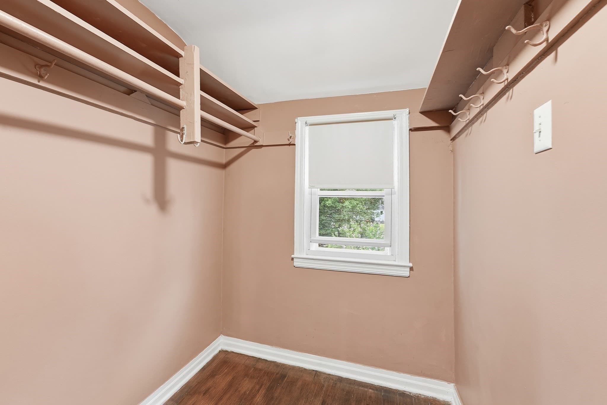 Single Family Residence at 76 Fenway Dr., Springfield MA 01119, Springfield, photo 24 of 42