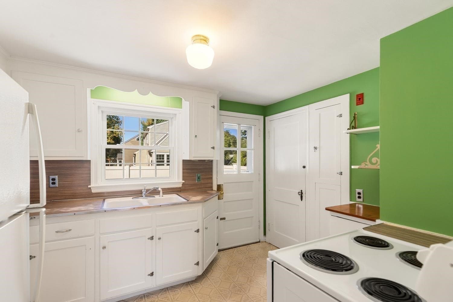 Single Family Residence at 159 Howard Street, Reading MA 01867, Reading, photo 16 of 26