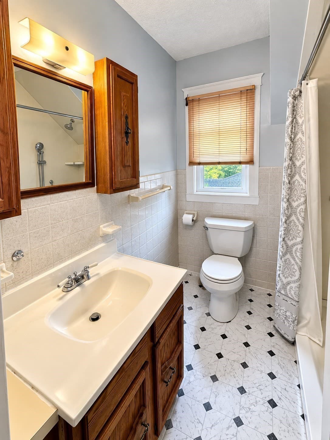 Single Family Residence at 13 Fremont Place, Lynn MA 01902, Lynn, photo 16 of 35