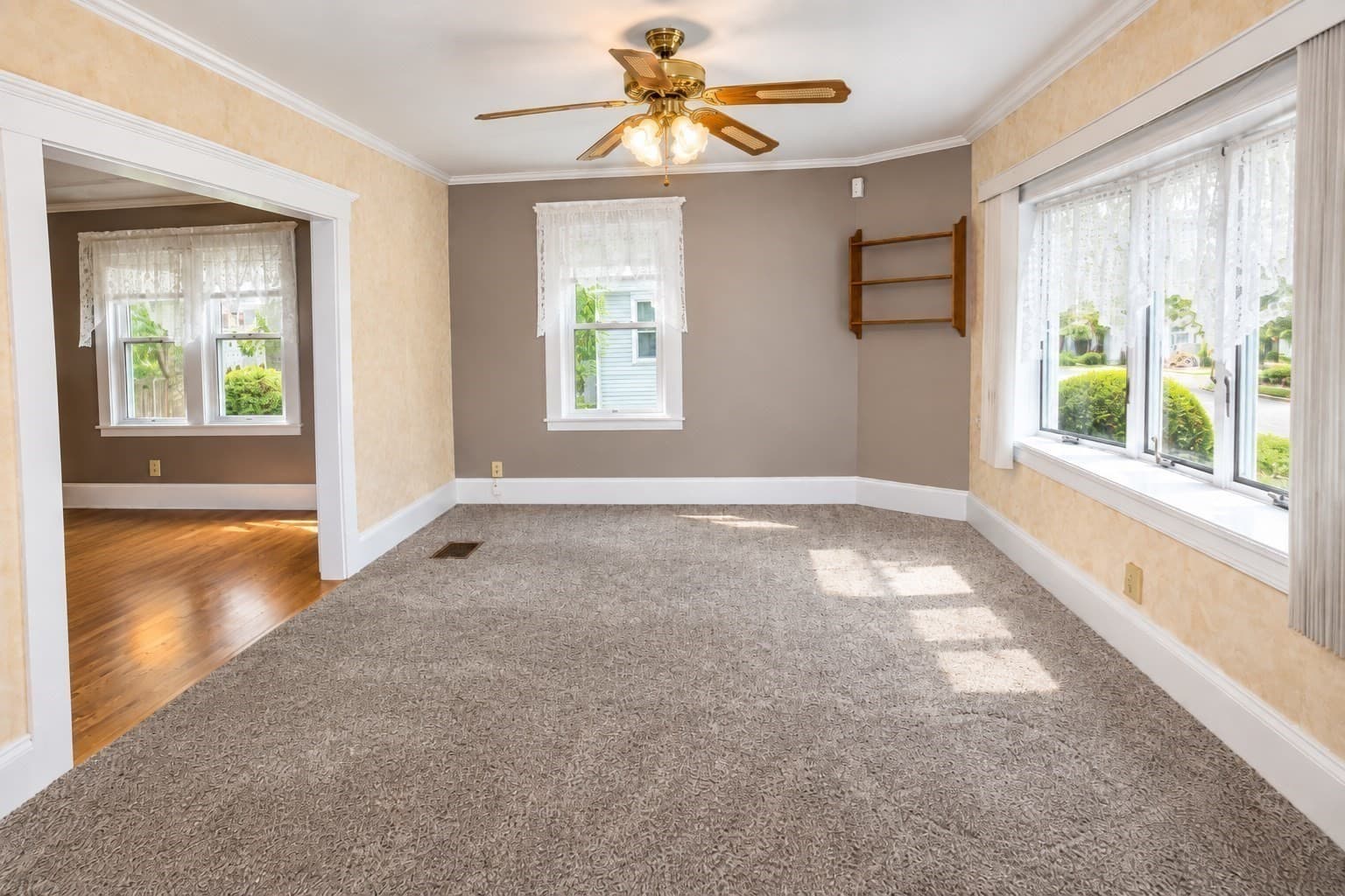 Single Family Residence at 13 Fremont Place, Lynn MA 01902, Lynn, photo 12 of 35