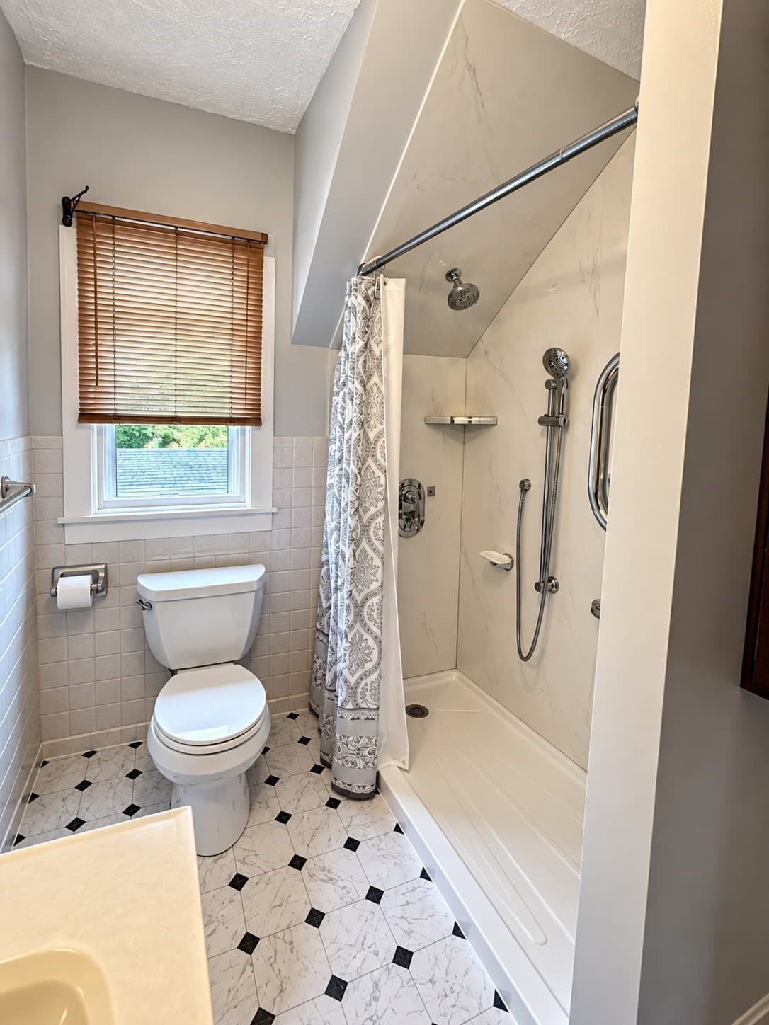 Single Family Residence at 13 Fremont Place, Lynn MA 01902, Lynn, photo 15 of 35