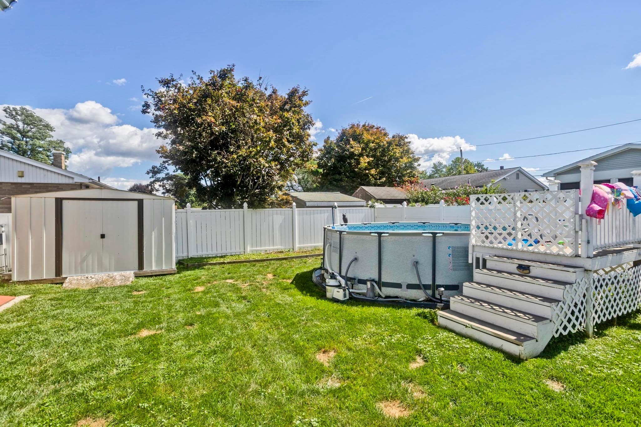 Single Family Residence at 115 Blanchwood Ave, Chicopee MA 01013, photo 26 of 29