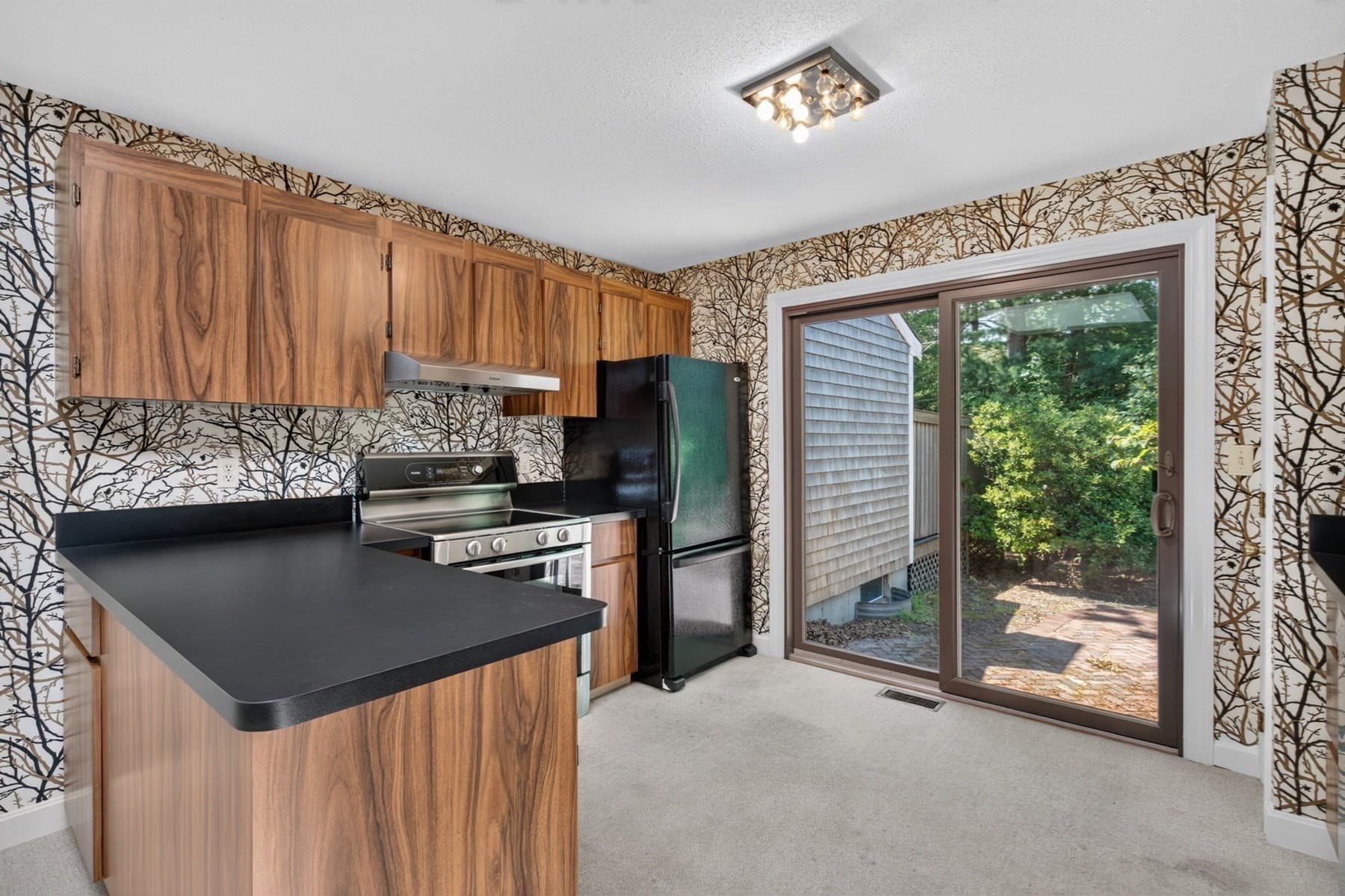 Condominium at 238 Seaward Bend # 238, Falmouth MA 02536, Falmouth, photo 5 of 39