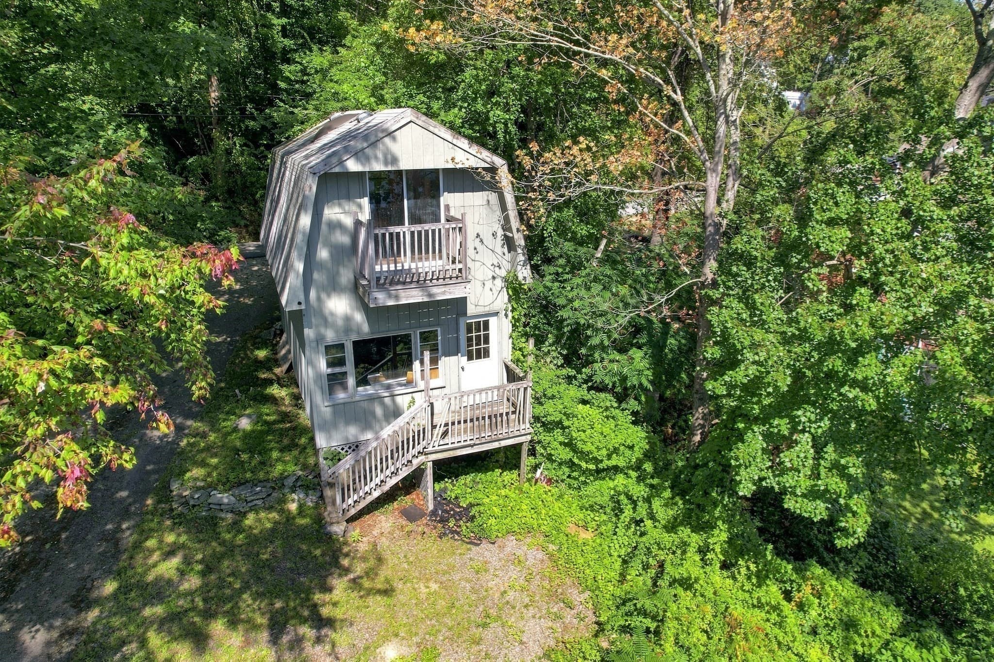 Single Family Residence at 8 Bayberry Ln, Millbury MA 01527, Millbury, photo 6 of 42