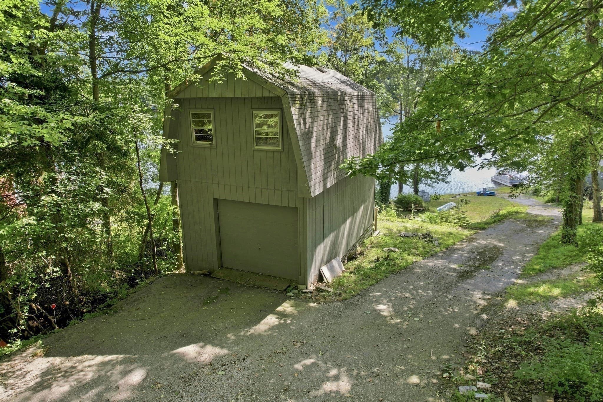 Single Family Residence at 8 Bayberry Ln, Millbury MA 01527, Millbury, photo 7 of 42