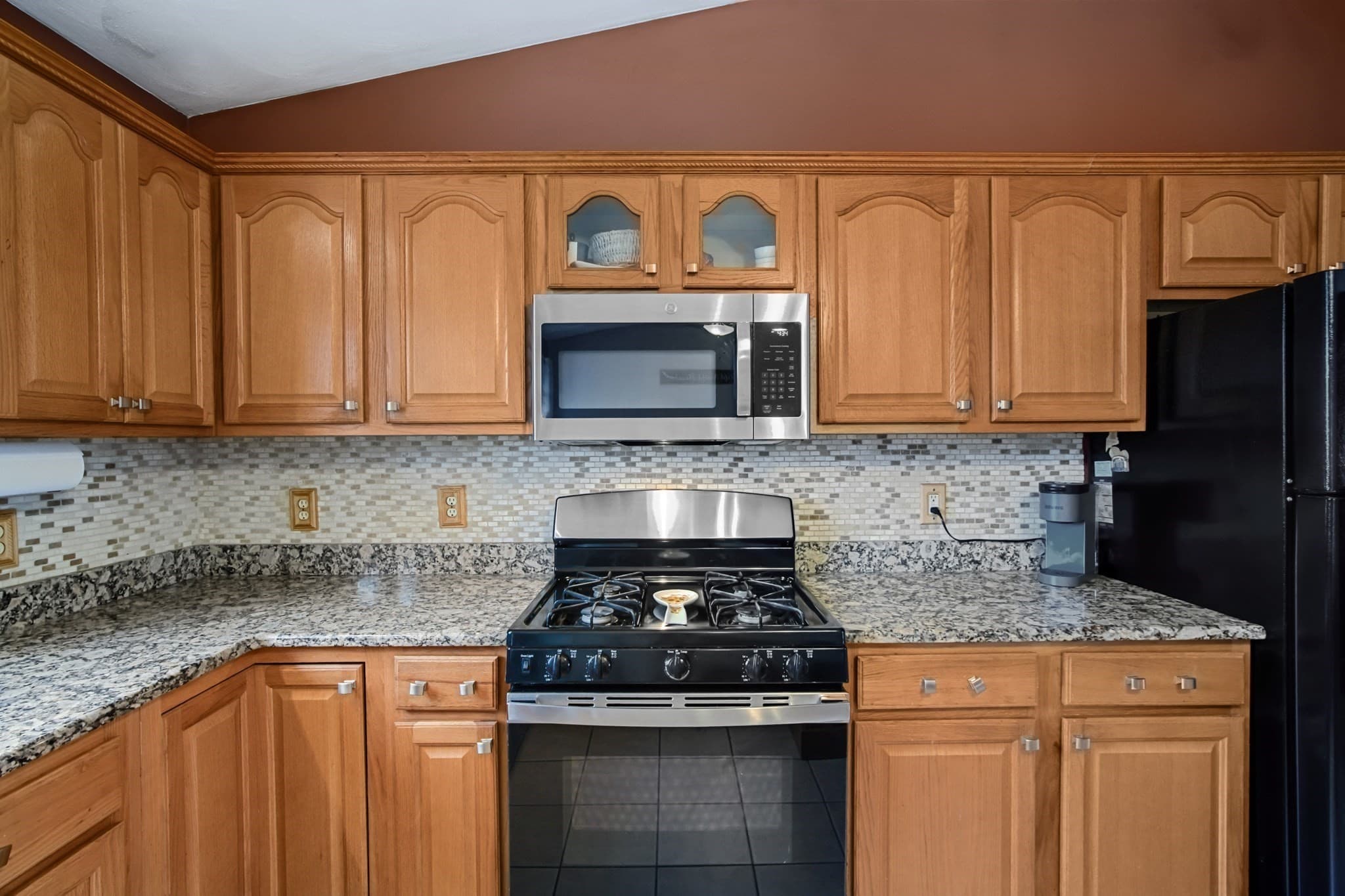 Single Family Residence at 52 Family Dr, Fall River MA 02721, Fall River, photo 9 of 42