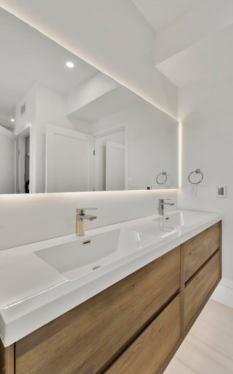 Condominium at 327 Alewife Brook Pkwy # B, Somerville MA 02144, Somerville, photo 37 of 41