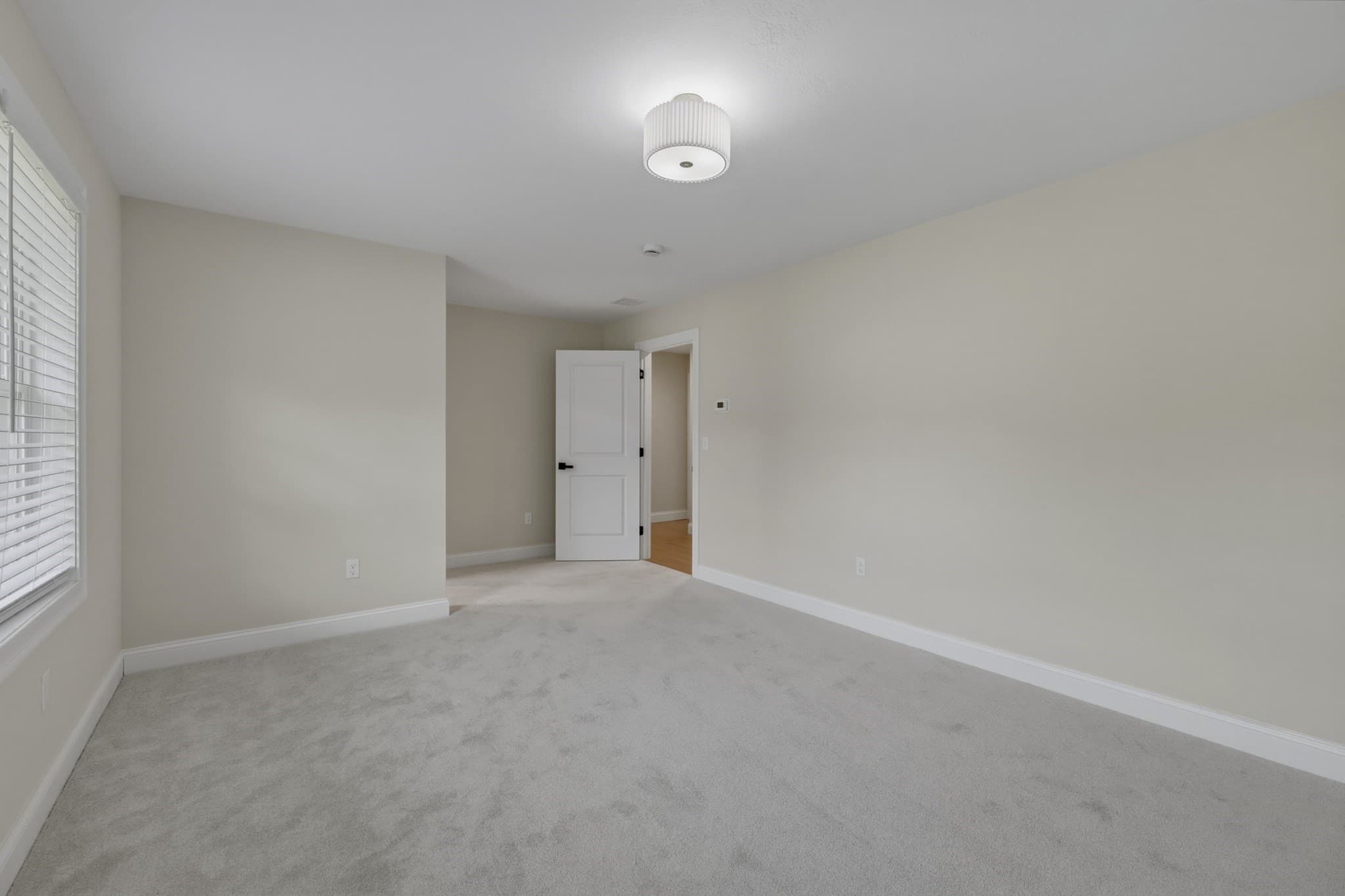 Condominium at 16 Gunn Rd. Ext # B, Southampton MA 01073, Southampton, photo 27 of 34