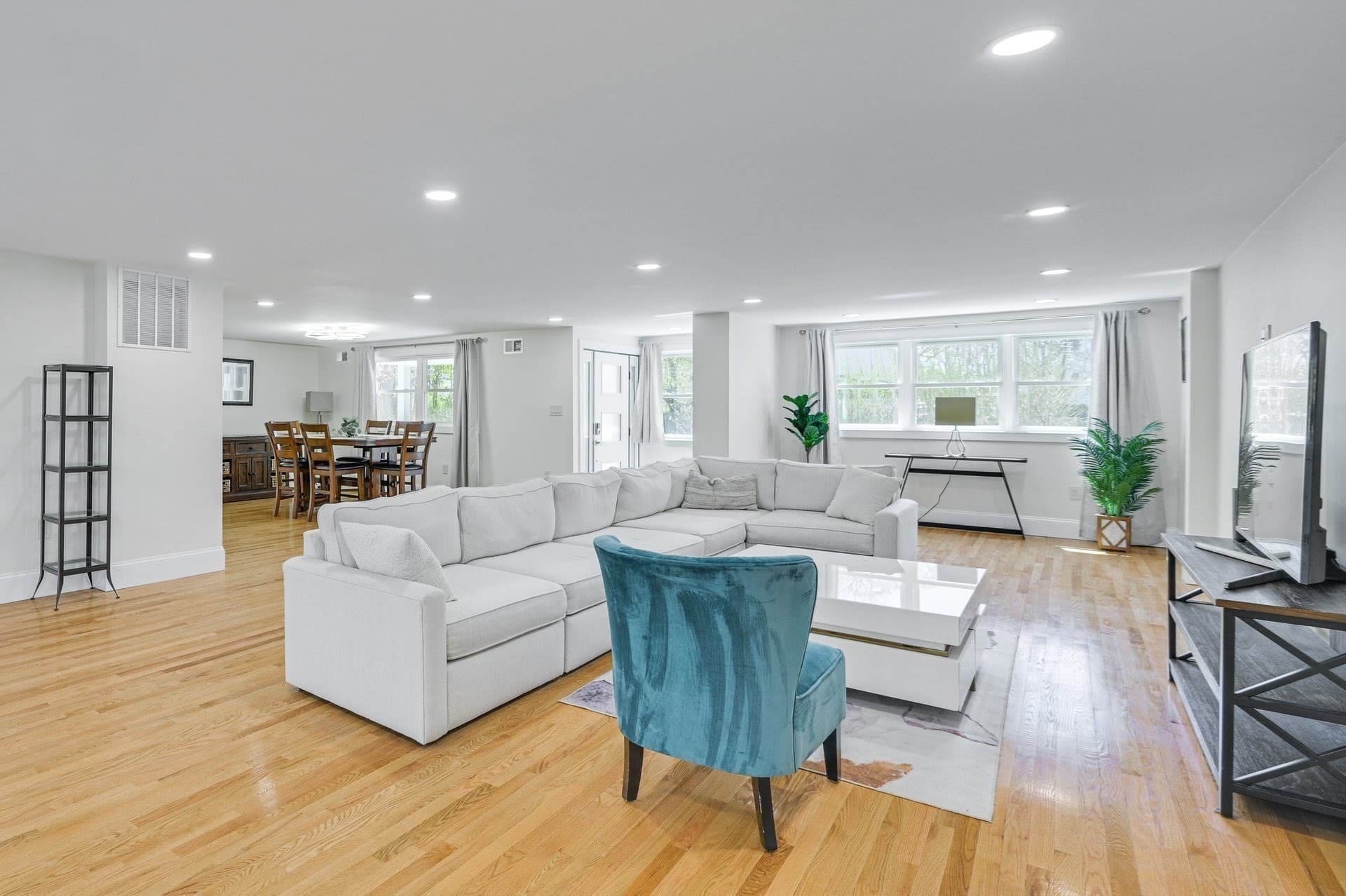 Single Family Residence at 4 Ripley Road, Hull MA 02045, Hull, photo 6 of 33
