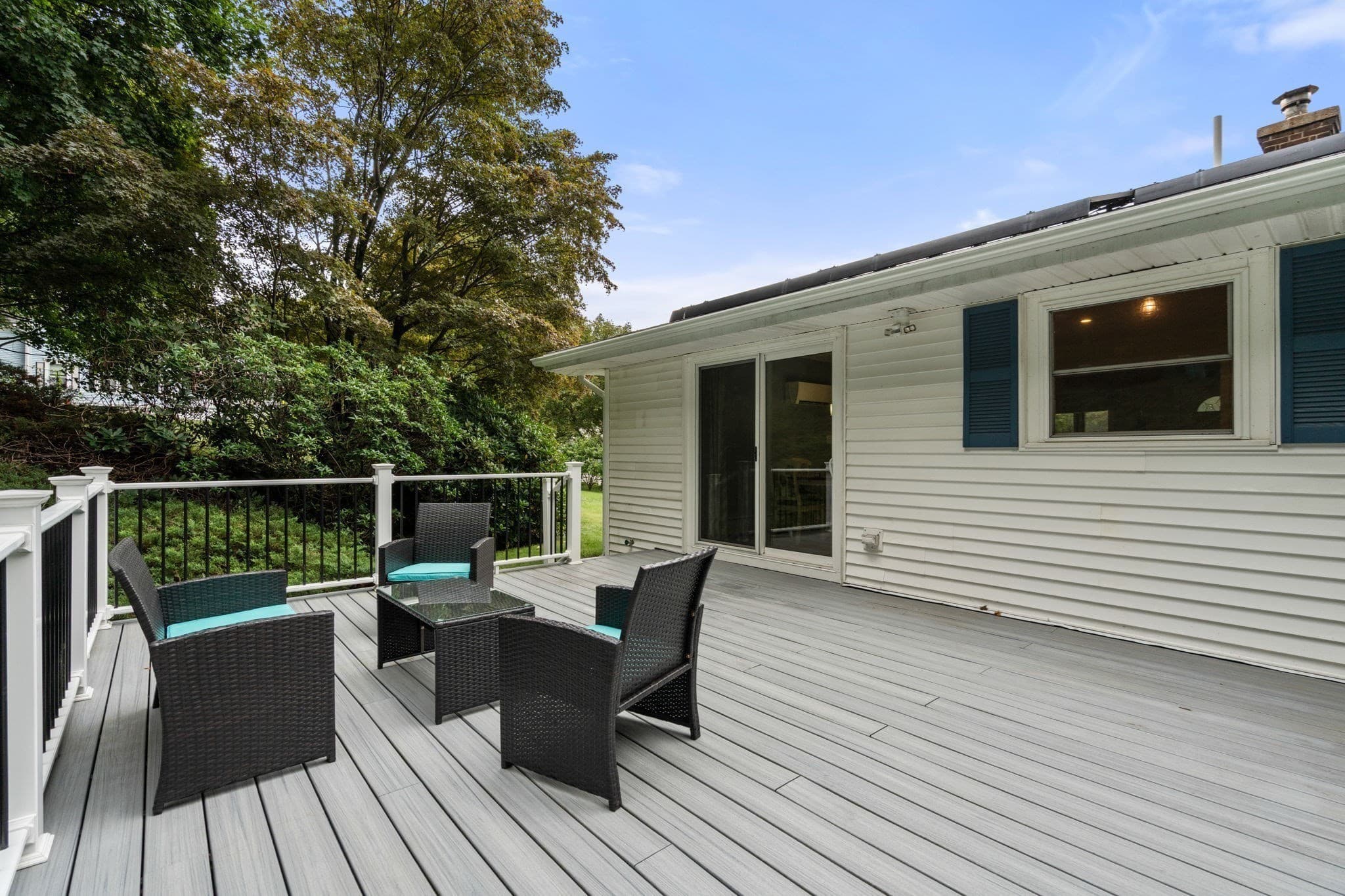 Single Family Residence at 49 Elmwood St, Auburn MA 01501, Auburn, photo 7 of 22
