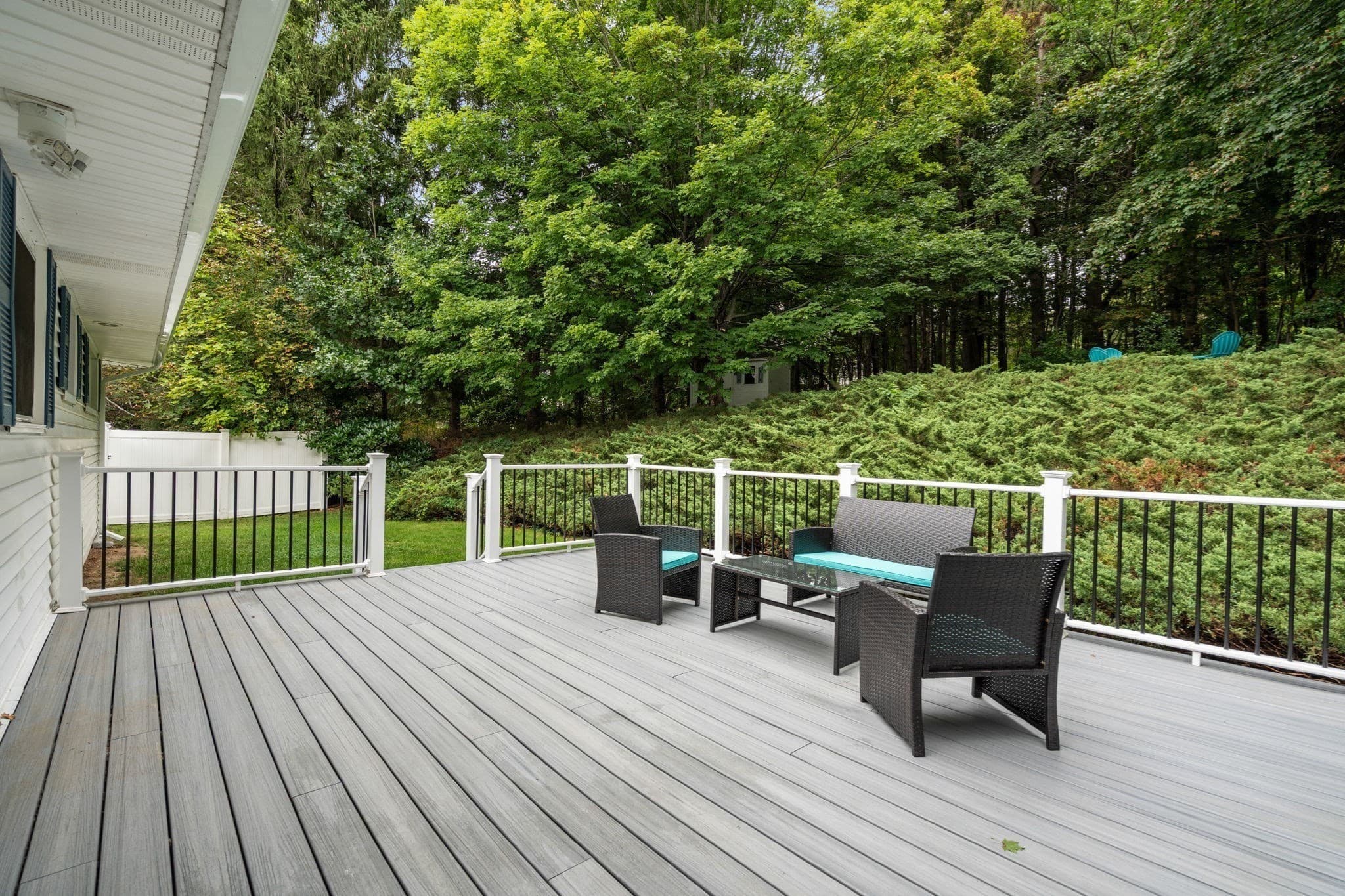 Single Family Residence at 49 Elmwood St, Auburn MA 01501, Auburn, photo 9 of 22