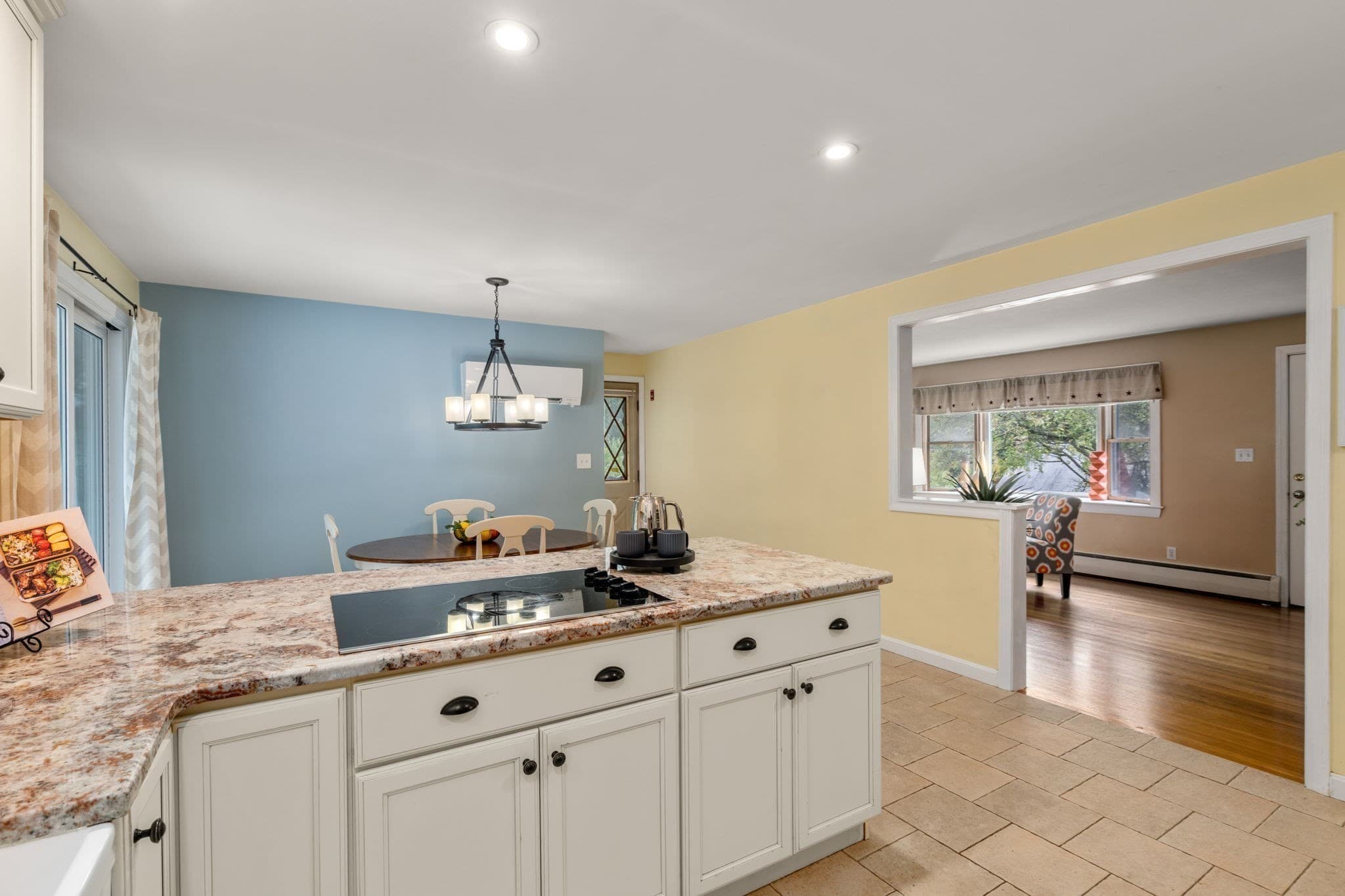 Single Family Residence at 49 Elmwood St, Auburn MA 01501, Auburn, photo 4 of 22