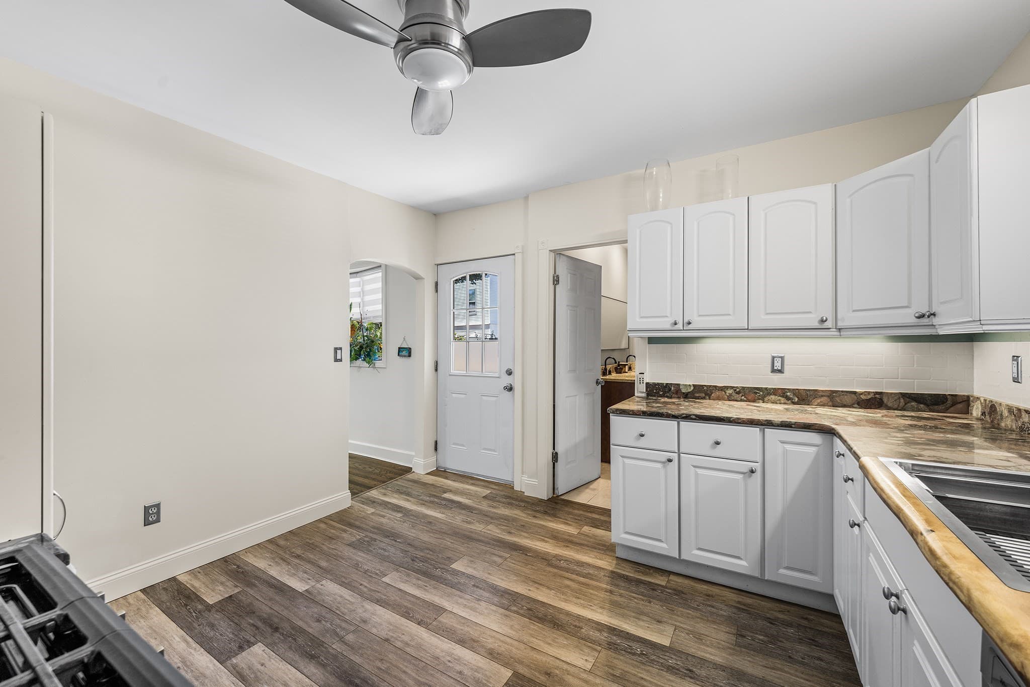 Single Family Residence at 294 Eastern Ave, Lynn MA 01902, Lynn, photo 5 of 39