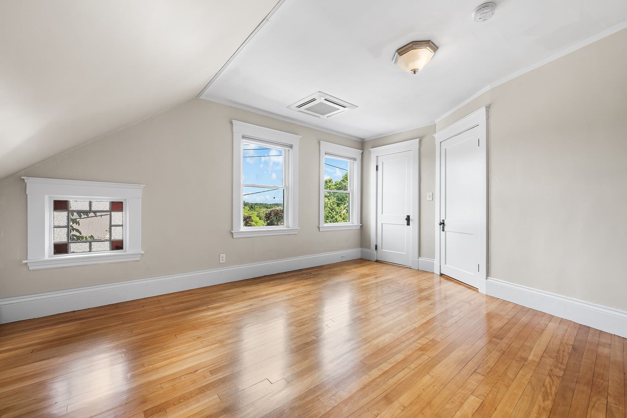 Single Family Residence at 106 Paul Revere Rd, Arlington MA 02476, Arlington, photo 19 of 33