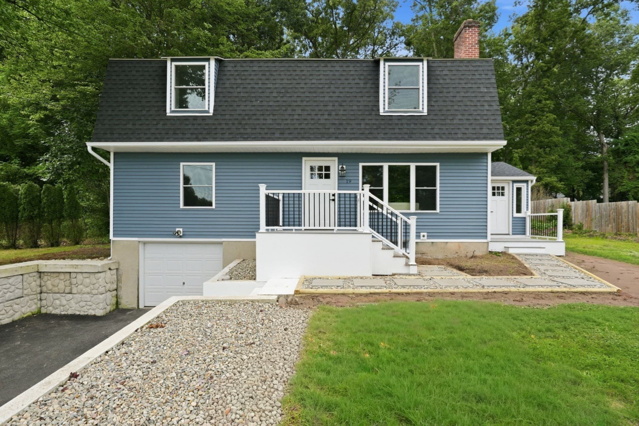 Single Family Residence at 19 Linwood Dr, Wilbraham MA 01095, Wilbraham, photo 2 of 42