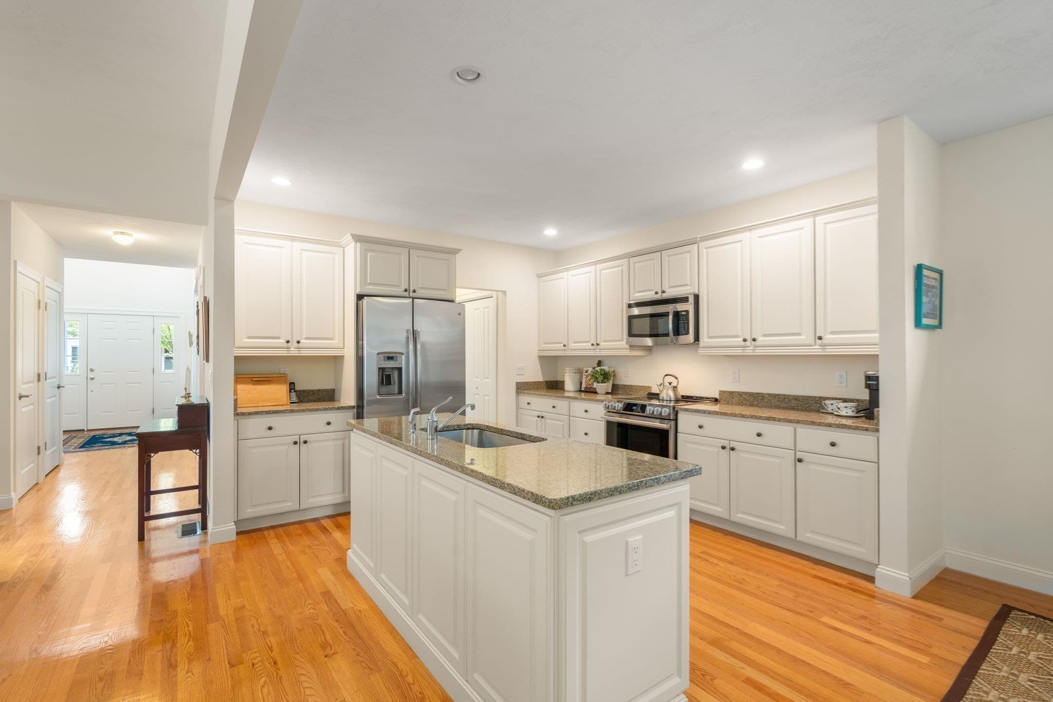 Condominium at 7 Barretts Rd # 7, Hudson MA 01749, Hudson, photo 8 of 41