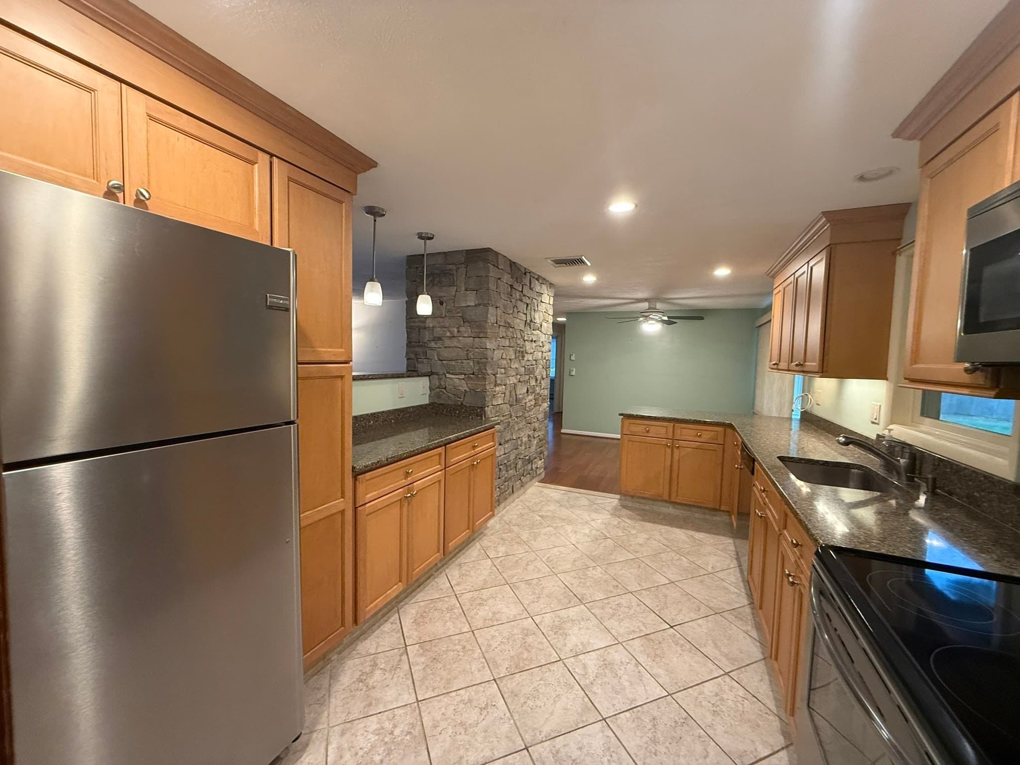 Single Family Residence at 24 Wedgemere Rd, Beverly MA 01915, Beverly, photo 4 of 42