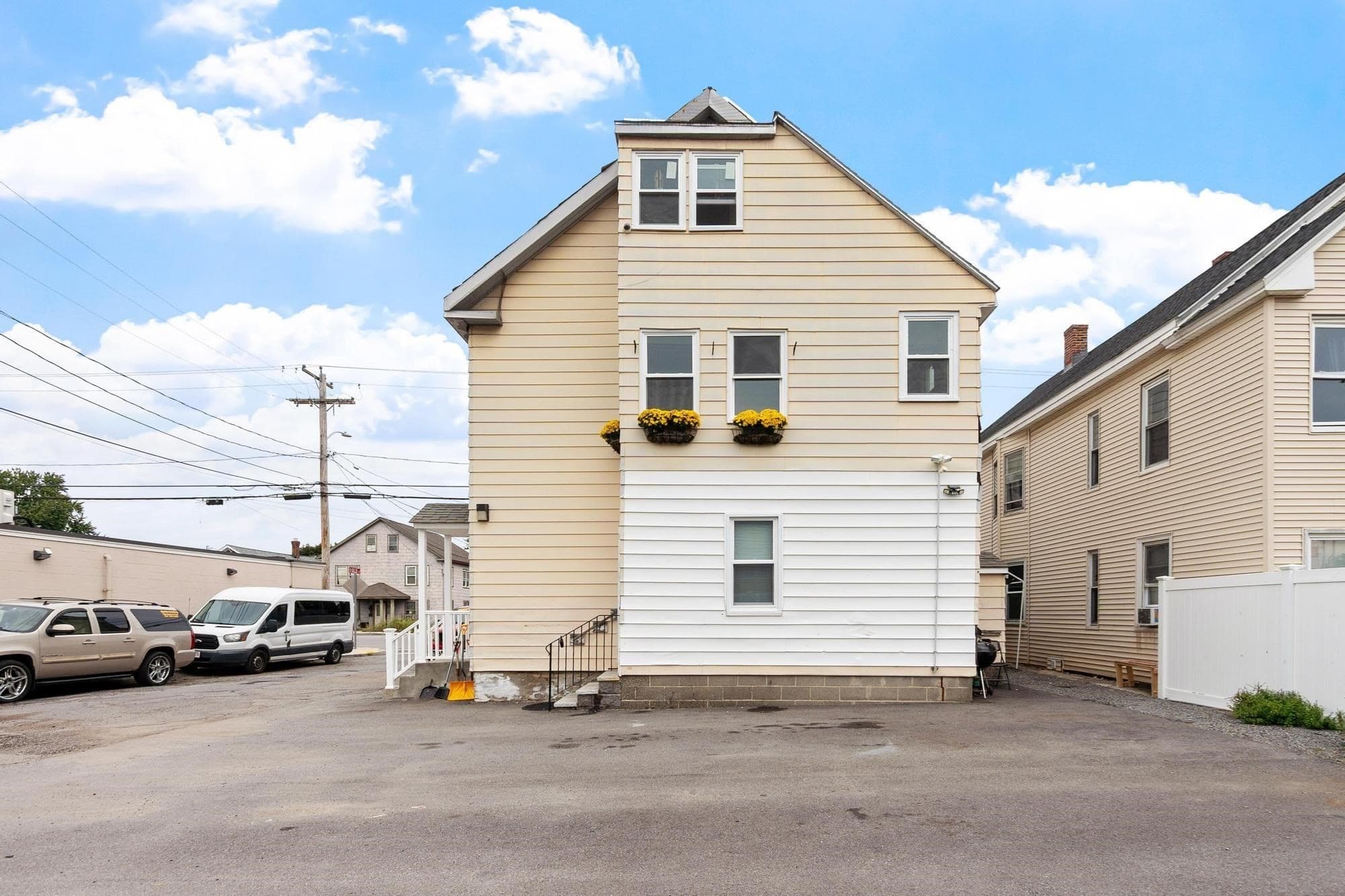 3 Family at 347-349 Summer St, Fitchburg MA 01420, Fitchburg, photo 39 of 41
