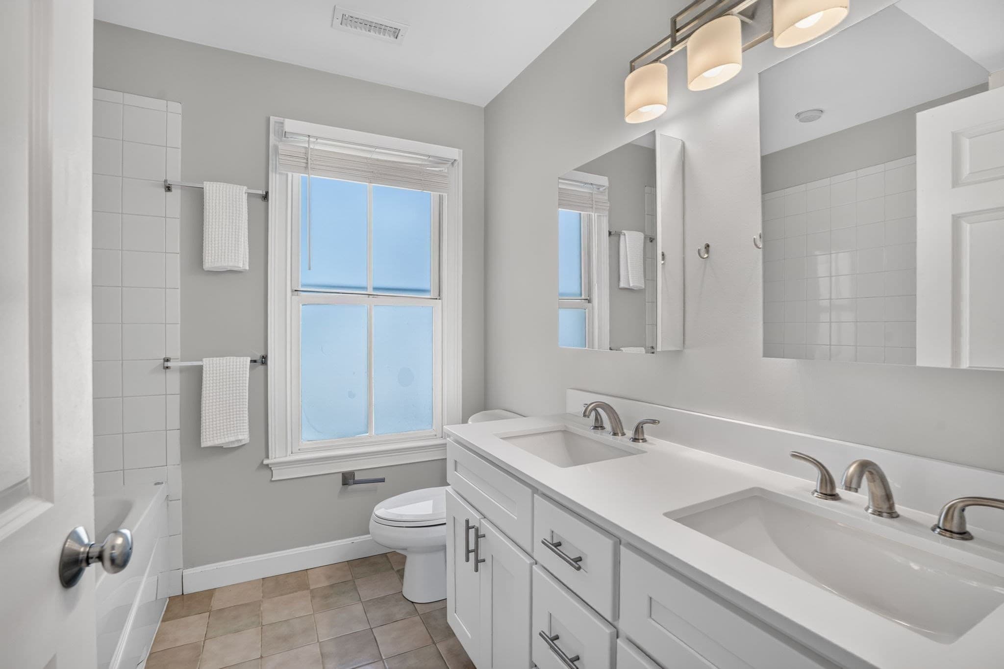 Condominium at 75 Forbes St # 75, Boston MA 02130, photo 7 of 40