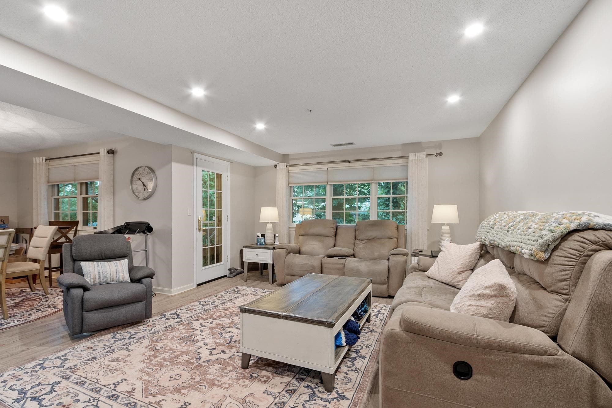 Condominium at 28 America Way # 3, Salem MA 01970, Salem, photo 4 of 29