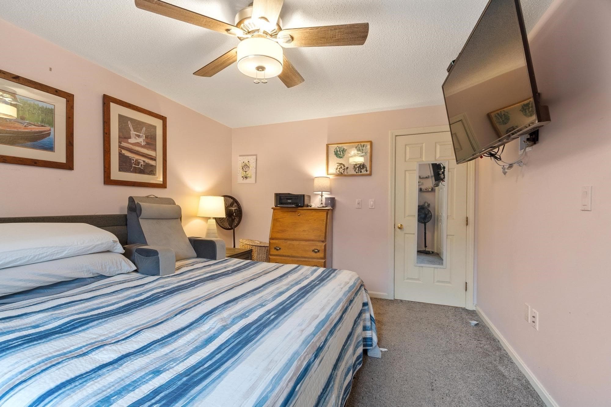 Condominium at 28 America Way # 3, Salem MA 01970, Salem, photo 21 of 29