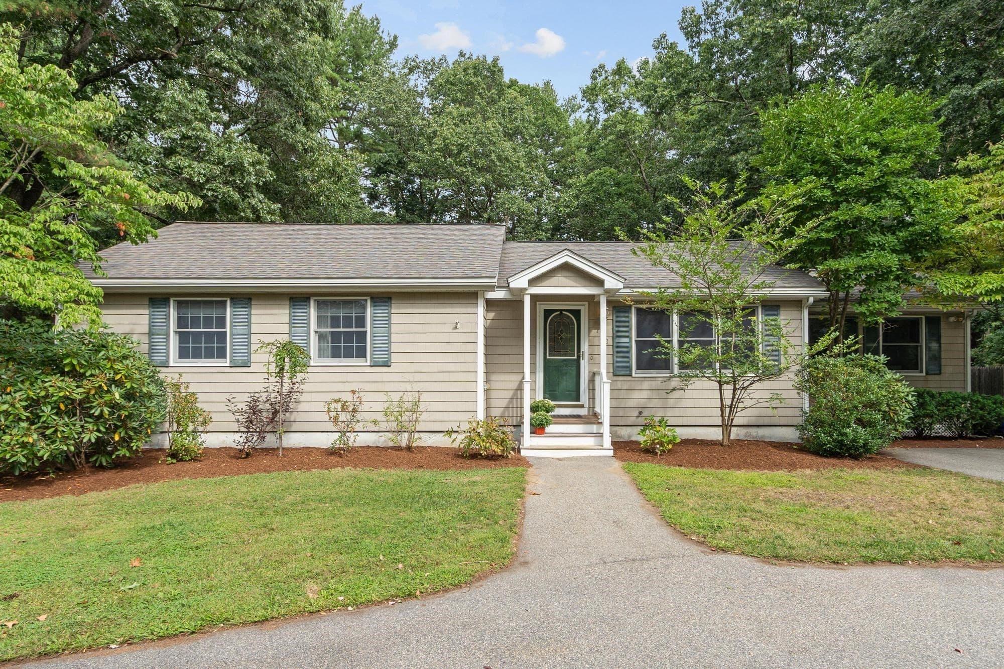160 Groton Rd, Westford MA 01886