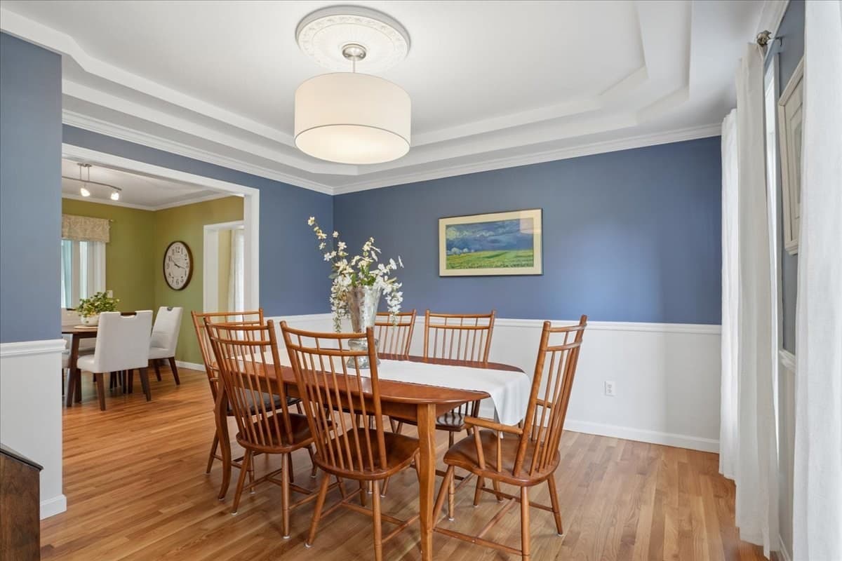 Single Family Residence at 6 Sterling Dr, Londonderry NH 03053, Londonderry, photo 5 of 42