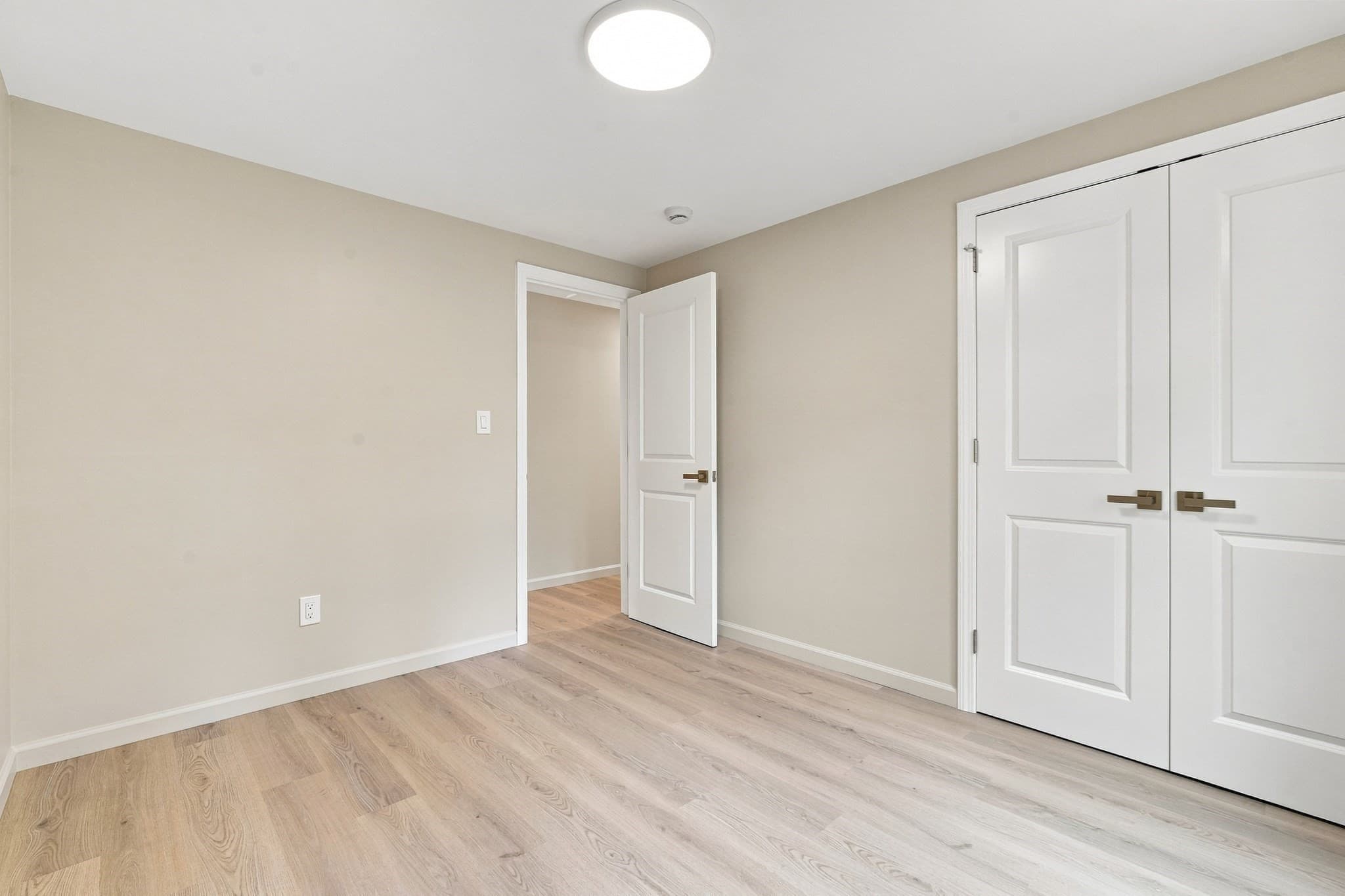 Single Family Residence at 110 Mountain View St, South Hadley MA 01075, South Hadley, photo 23 of 42