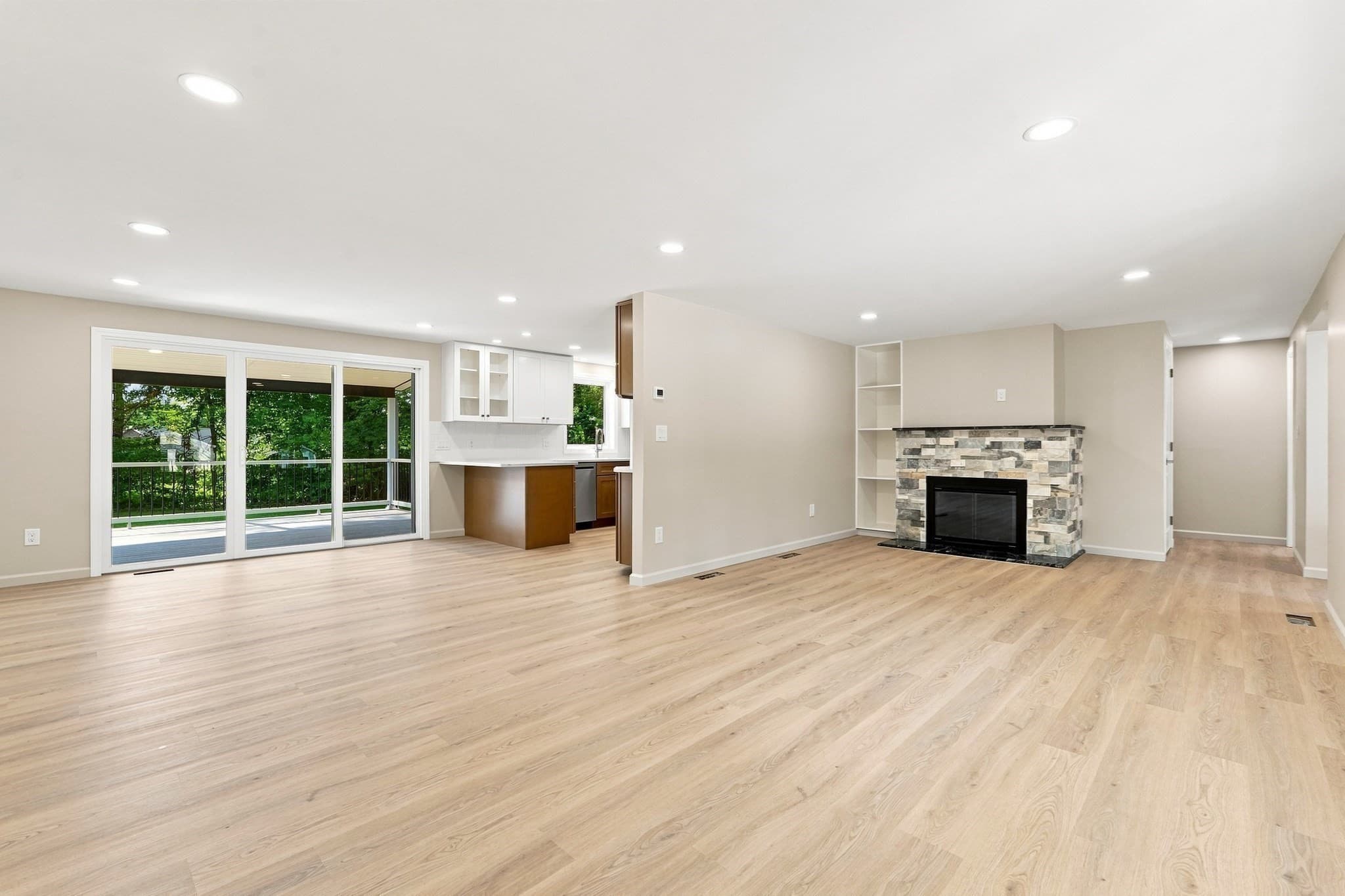 Single Family Residence at 110 Mountain View St, South Hadley MA 01075, South Hadley, photo 11 of 42