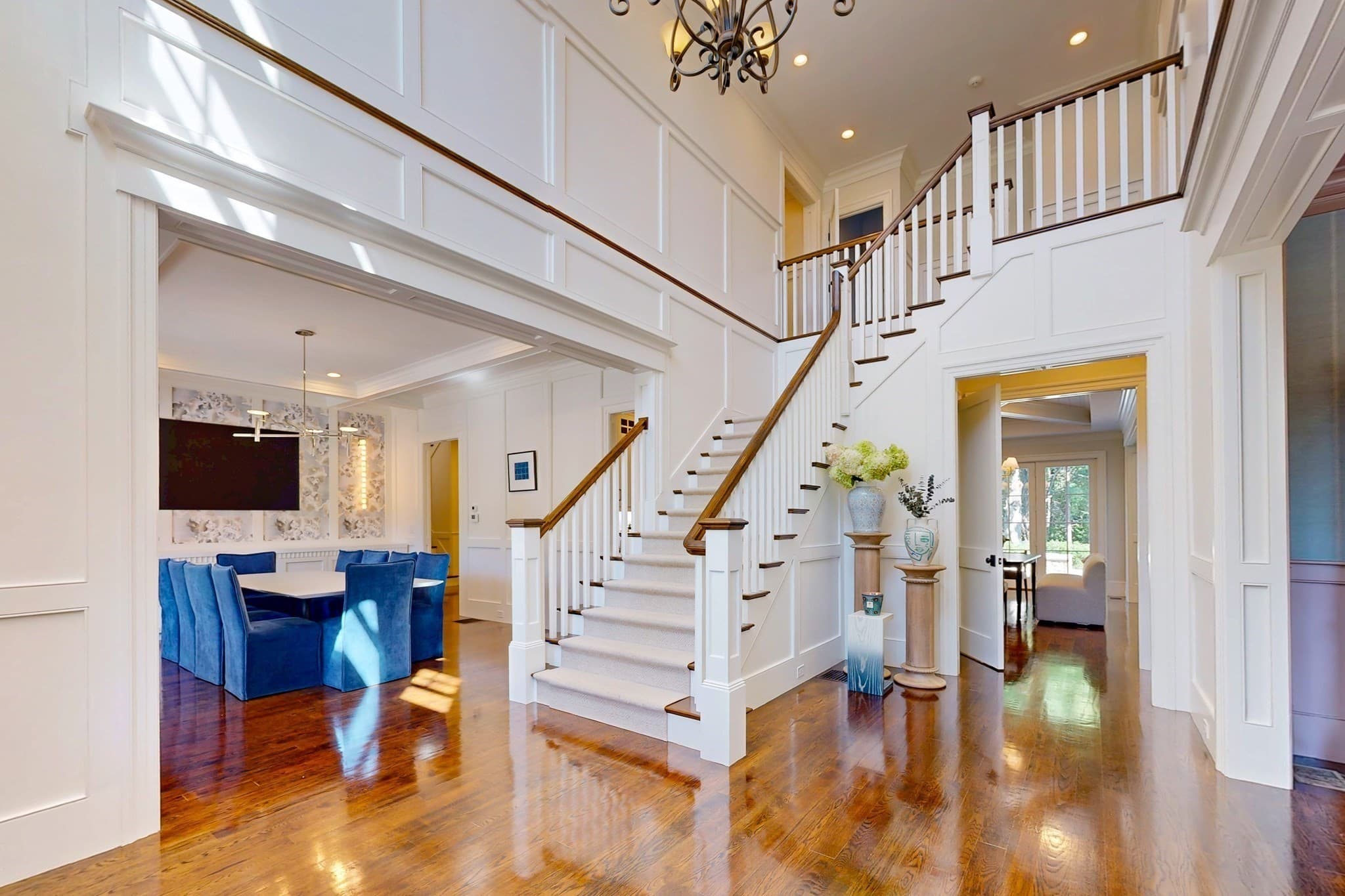 Single Family Residence at 370 Grove St, Needham MA 02492, photo 2 of 40