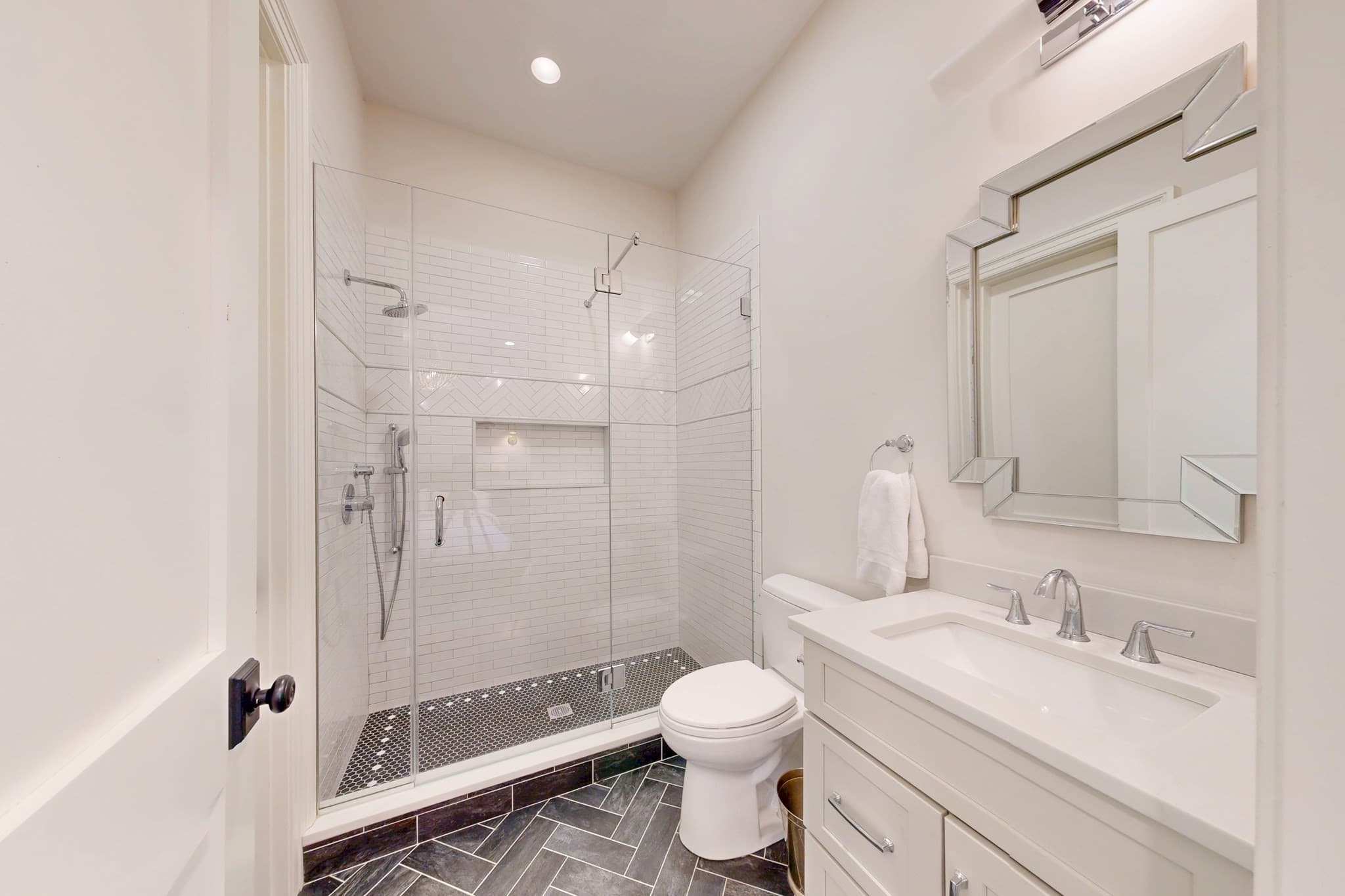 Single Family Residence at 370 Grove St, Needham MA 02492, photo 13 of 40