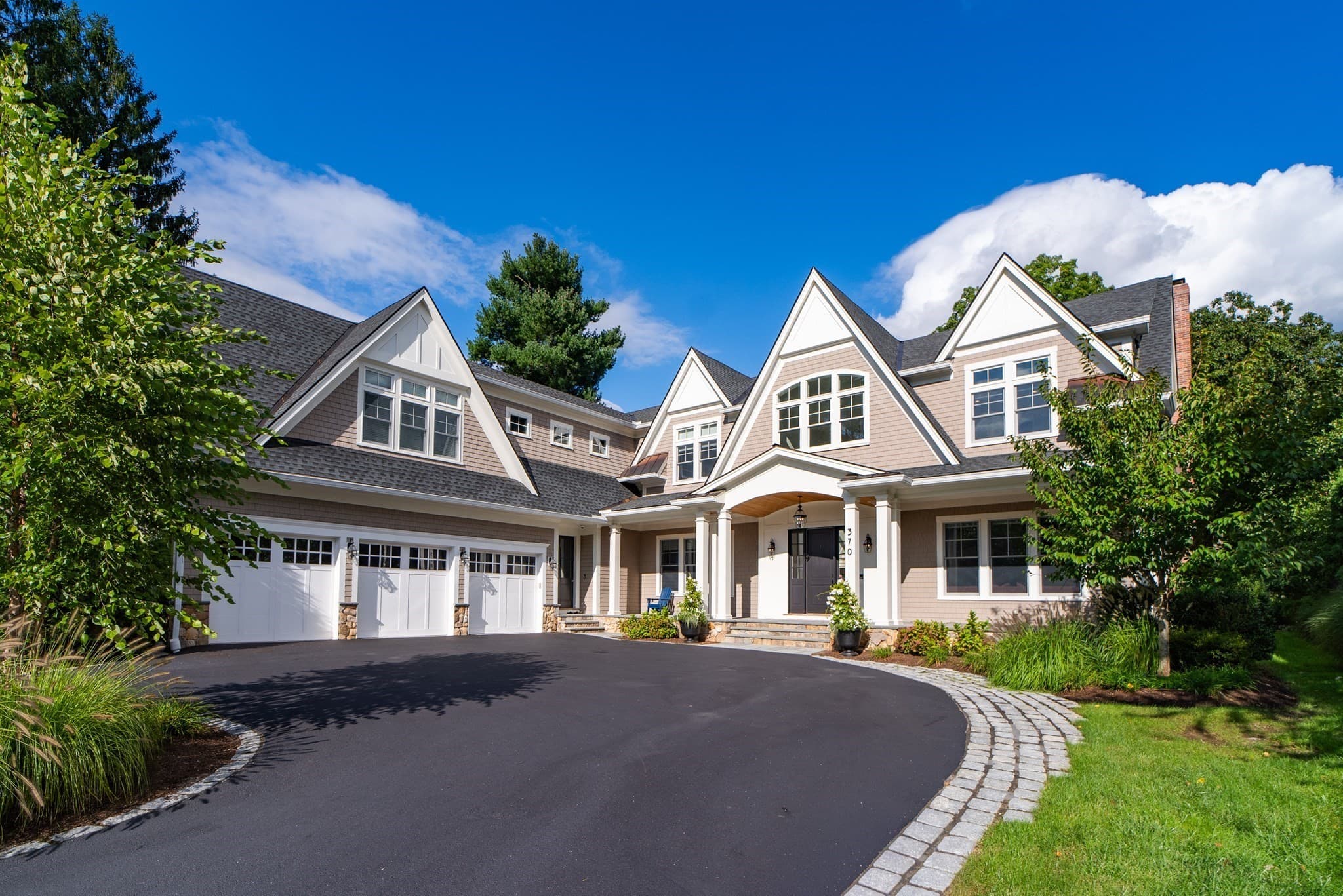 370 Grove St, Needham MA 02492