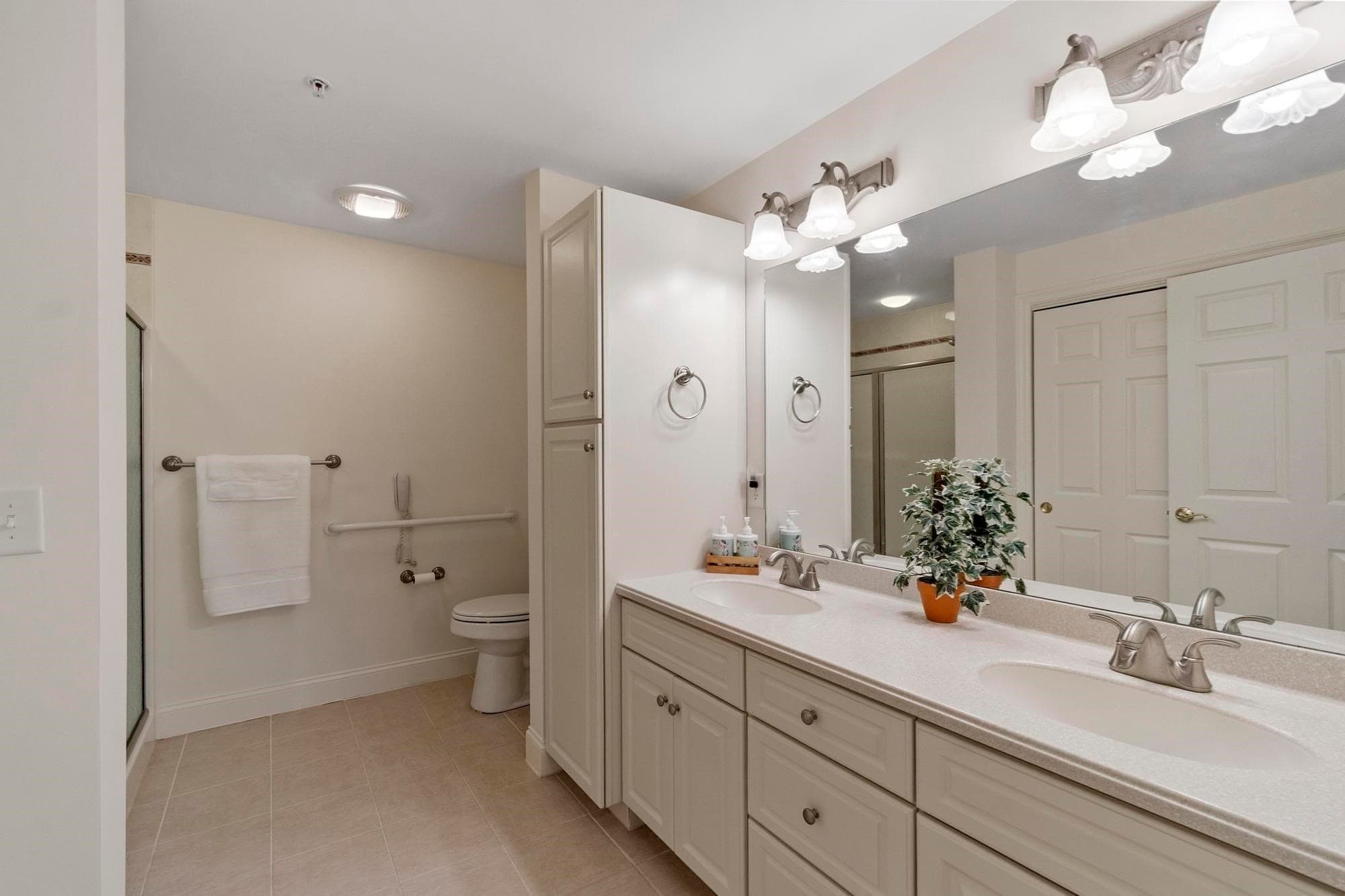 Condominium at 1204 Emerald Court # 1204, Tewksbury MA 01876, Tewksbury, photo 23 of 41