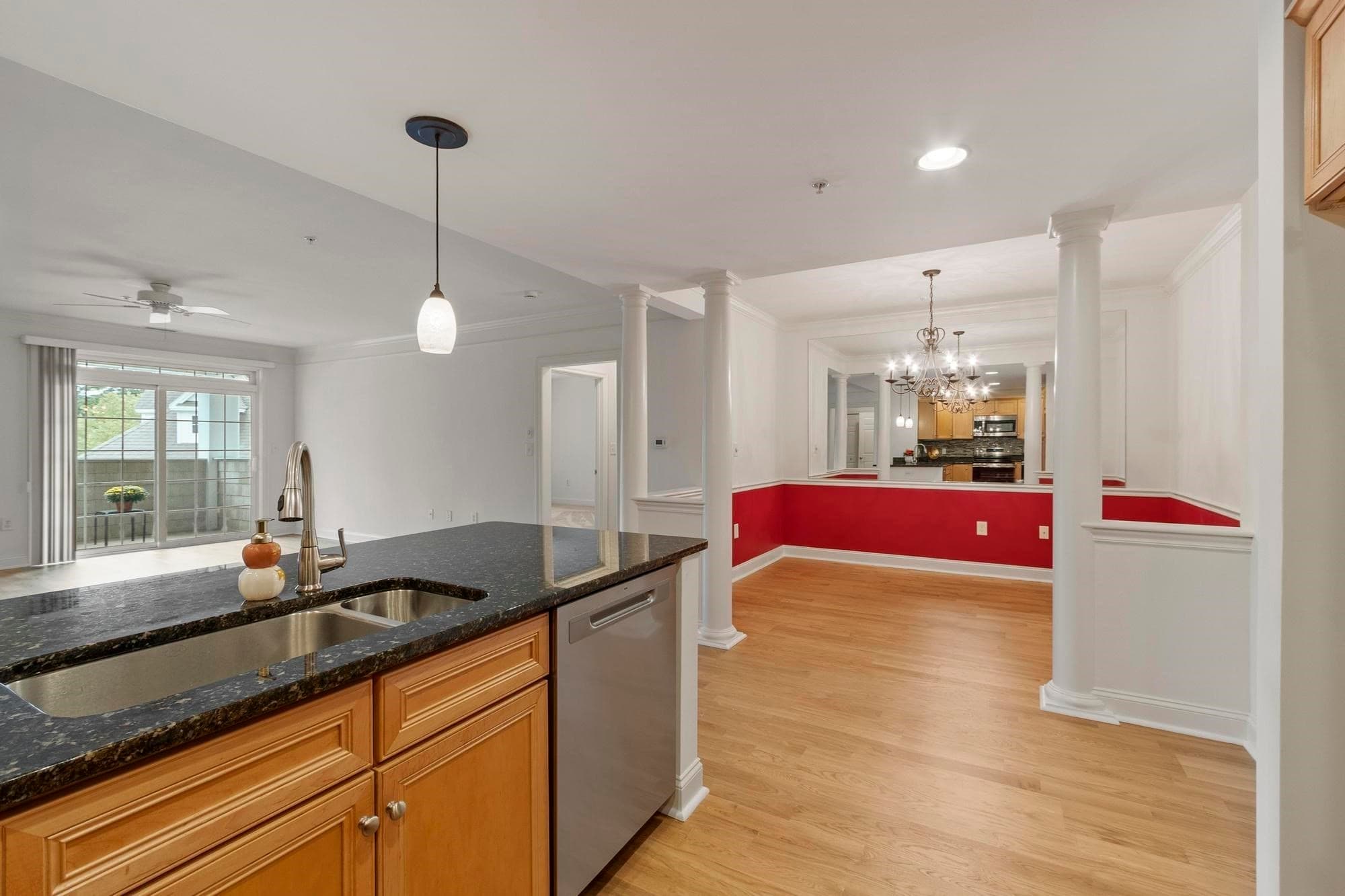 Condominium at 1204 Emerald Court # 1204, Tewksbury MA 01876, Tewksbury, photo 9 of 41