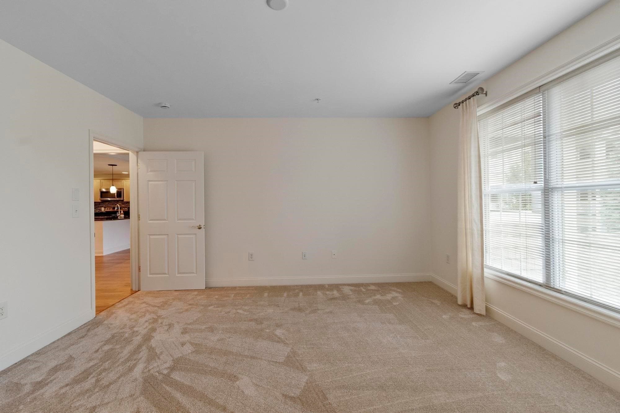 Condominium at 1204 Emerald Court # 1204, Tewksbury MA 01876, Tewksbury, photo 21 of 41