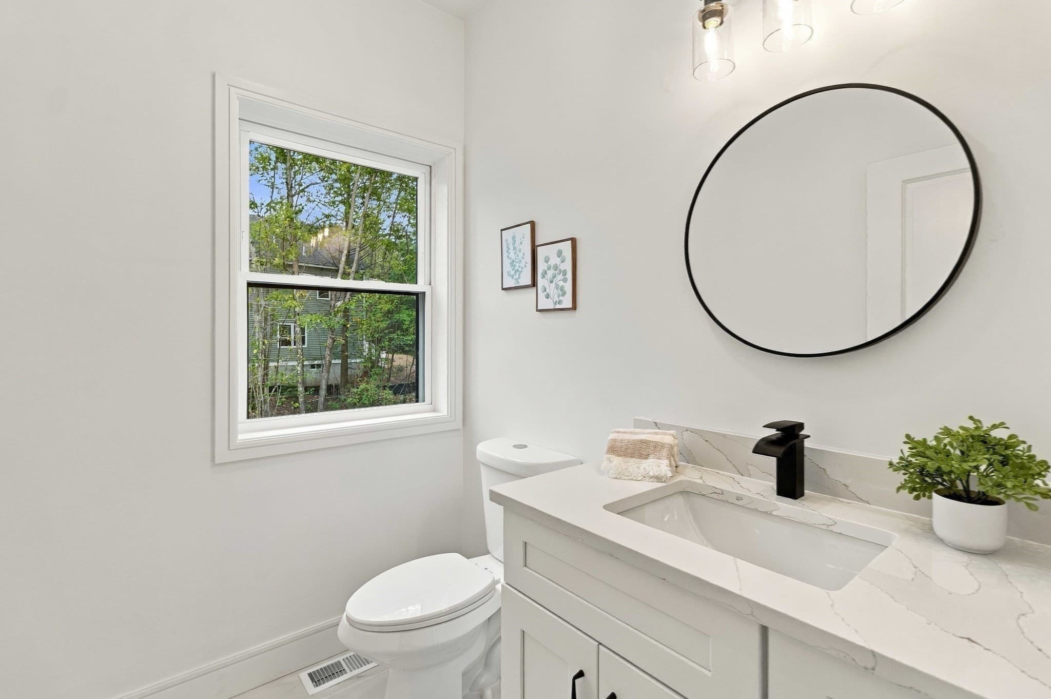 Single Family Residence at 38 Elmwood St, Salisbury MA 01952, Salisbury, photo 11 of 18