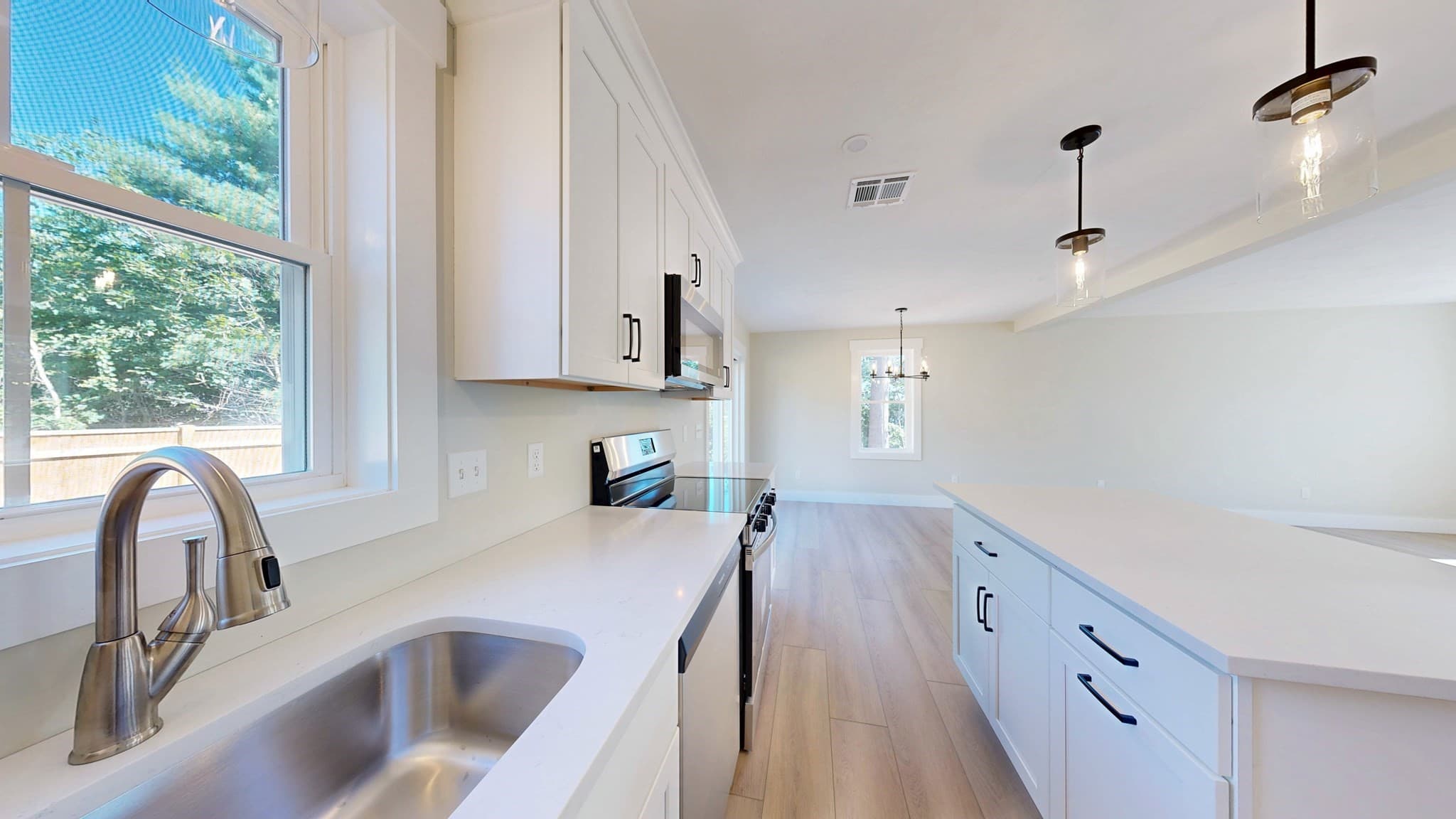 Single Family Residence at 158 Wood Street, Middleboro MA 02346, Middleboro, photo 6 of 37