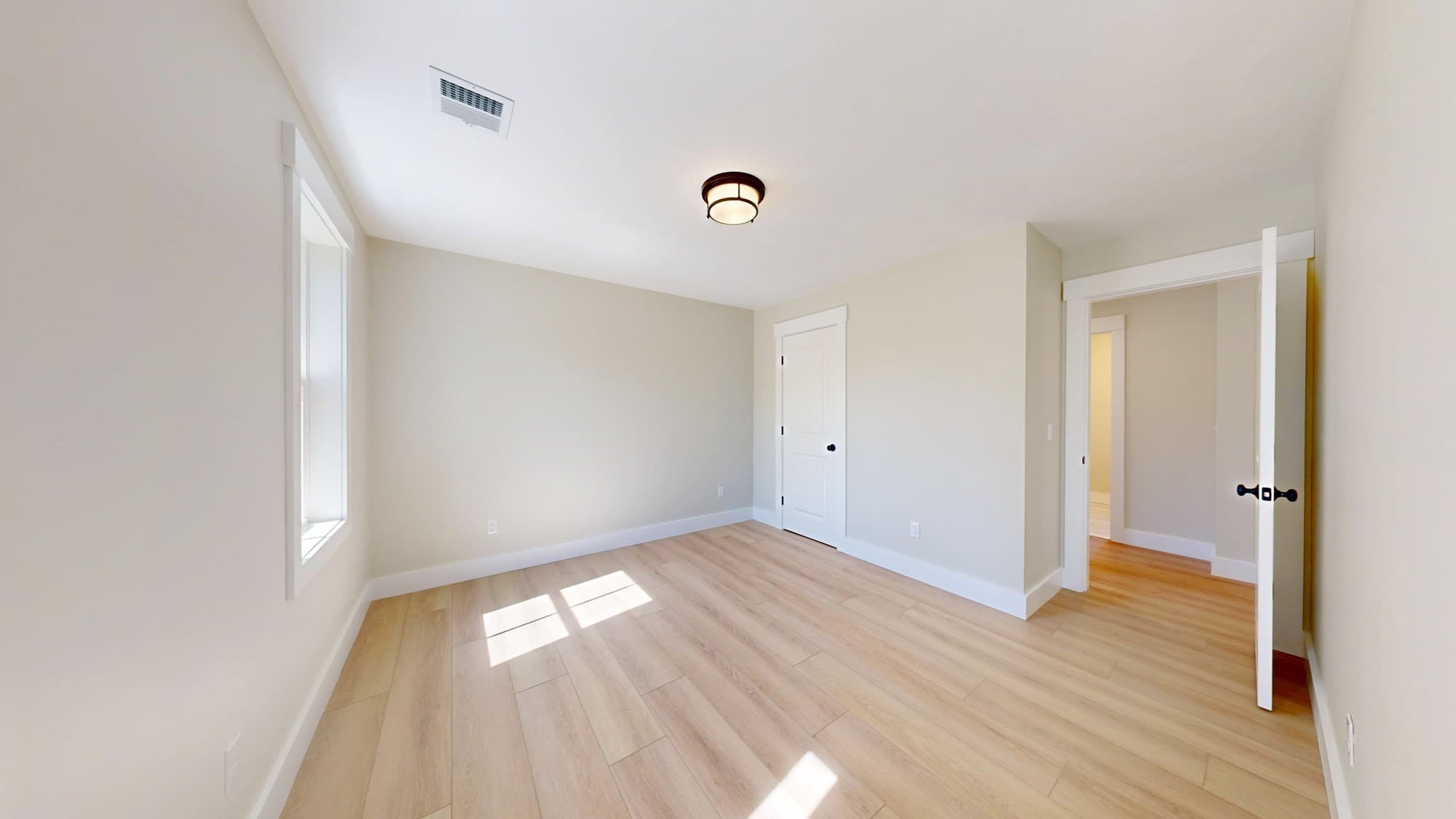 Single Family Residence at 158 Wood Street, Middleboro MA 02346, Middleboro, photo 8 of 37