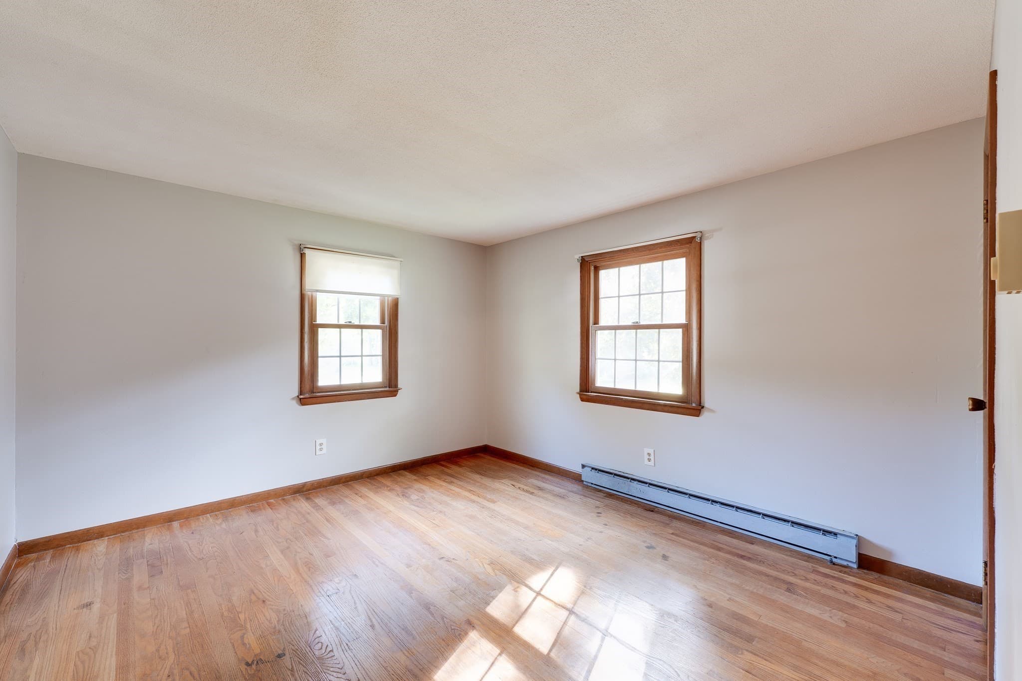 Single Family Residence at 29 Indian Spring Rd, East Longmeadow MA 01028, East Longmeadow, photo 17 of 40