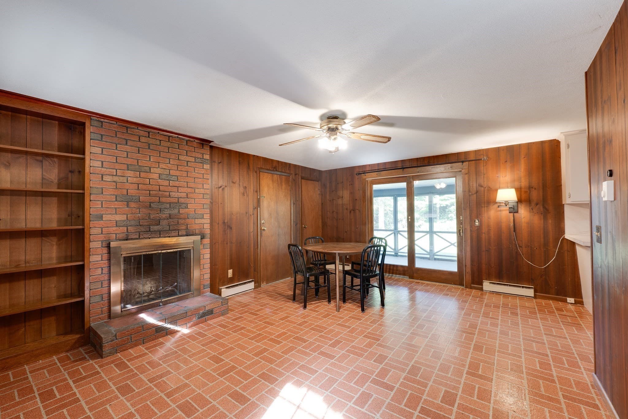 Single Family Residence at 29 Indian Spring Rd, East Longmeadow MA 01028, East Longmeadow, photo 10 of 40