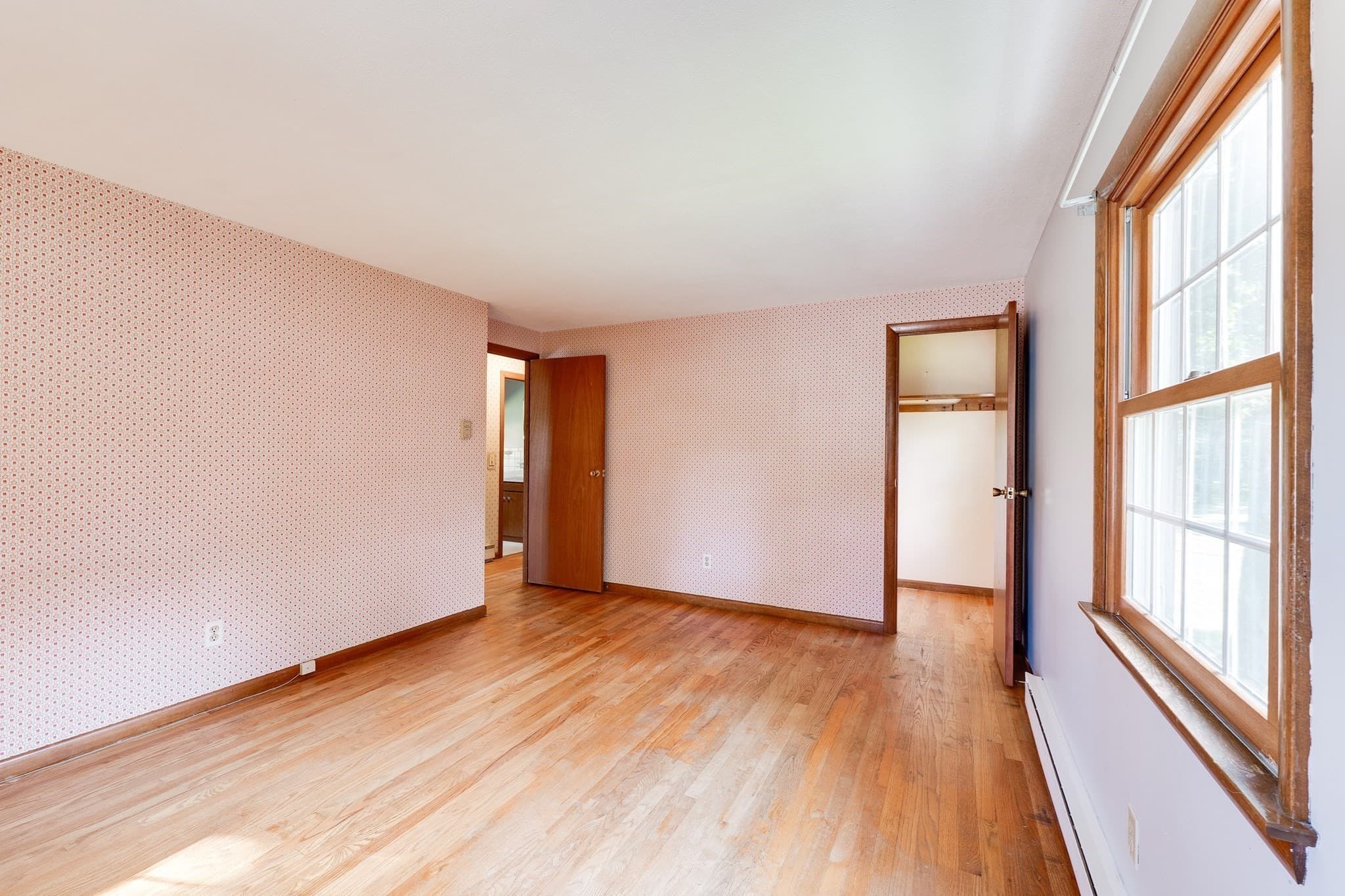 Single Family Residence at 29 Indian Spring Rd, East Longmeadow MA 01028, East Longmeadow, photo 14 of 40