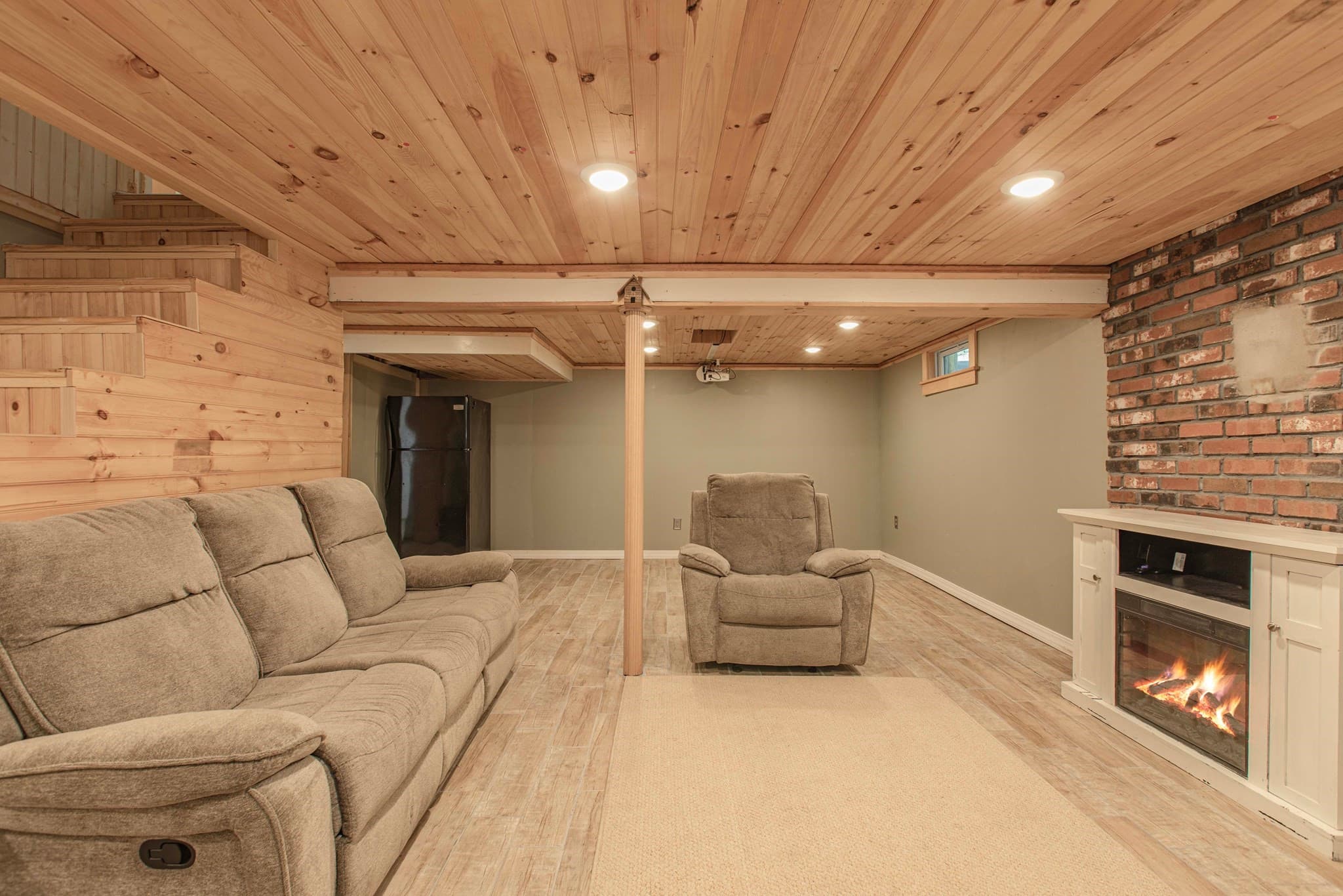 Single Family Residence at 133 Walnut Plain Rd, Rochester MA 02770, Rochester, photo 26 of 40