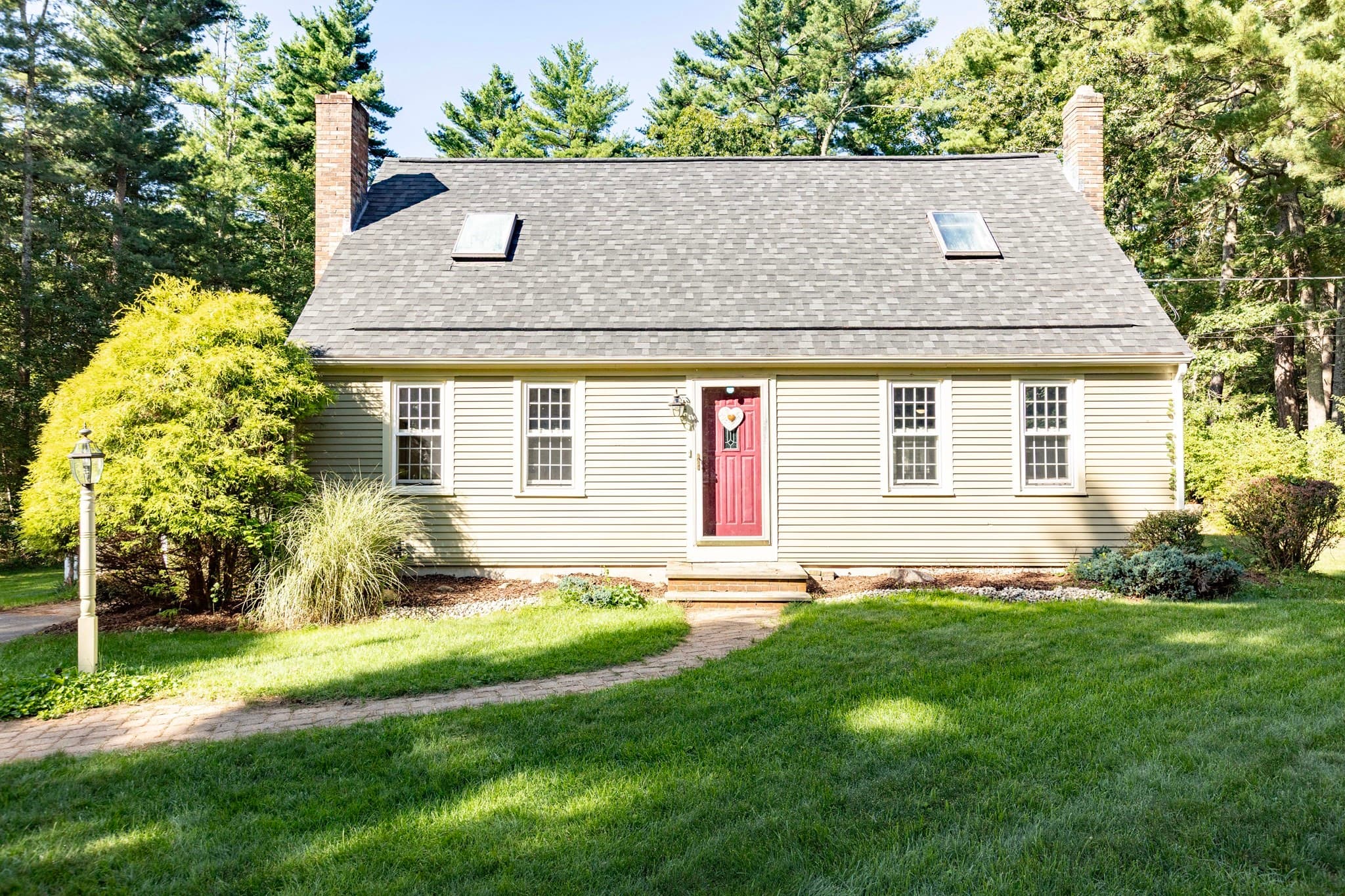 133 Walnut Plain Rd, Rochester MA 02770