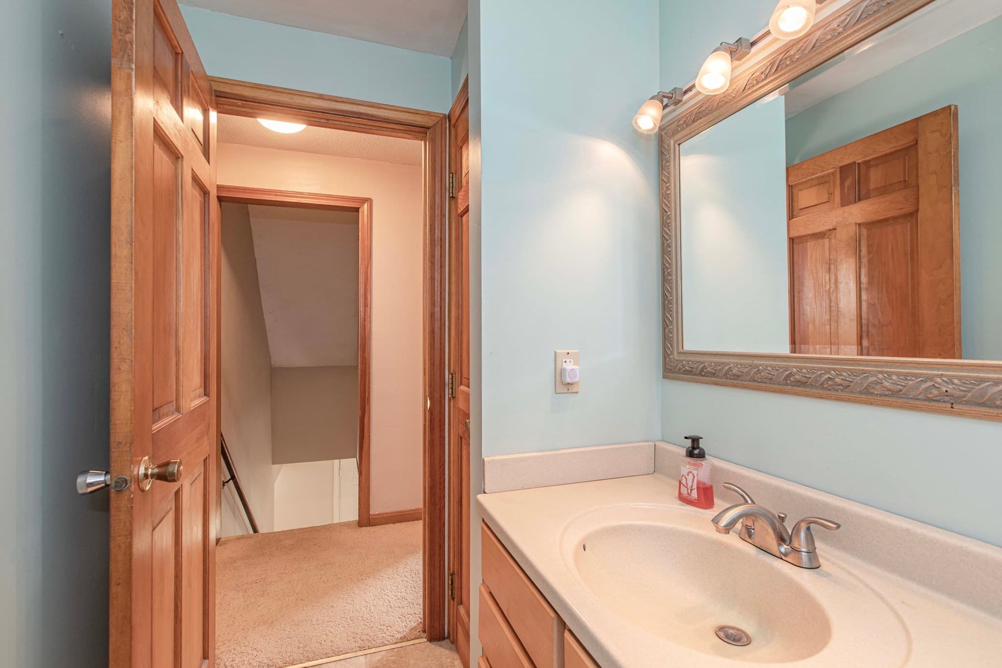 Single Family Residence at 133 Walnut Plain Rd, Rochester MA 02770, Rochester, photo 20 of 40