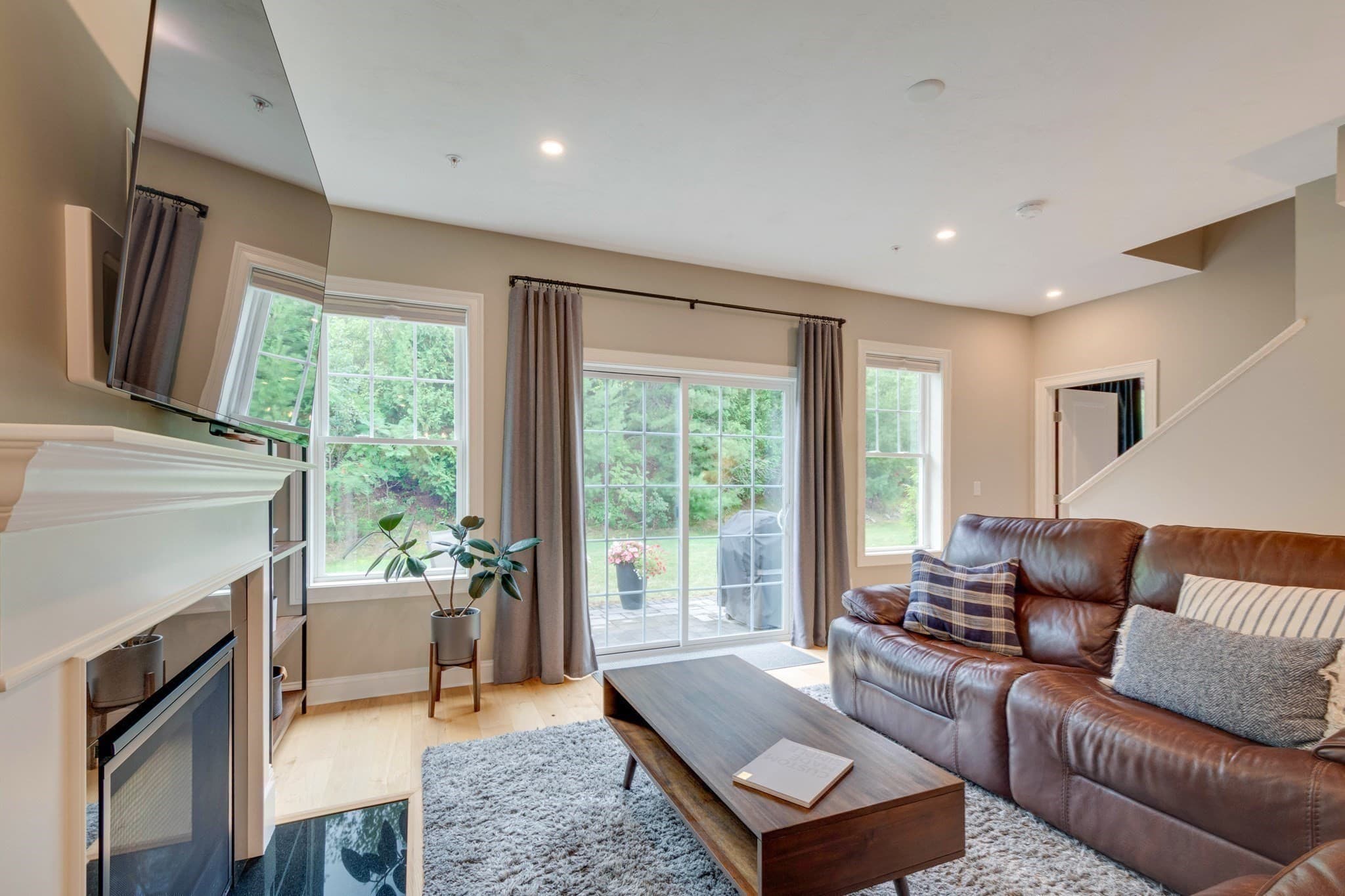 Condominium at 837 Ledgewood Way # 837, Clinton MA 01510, Clinton, photo 10 of 38
