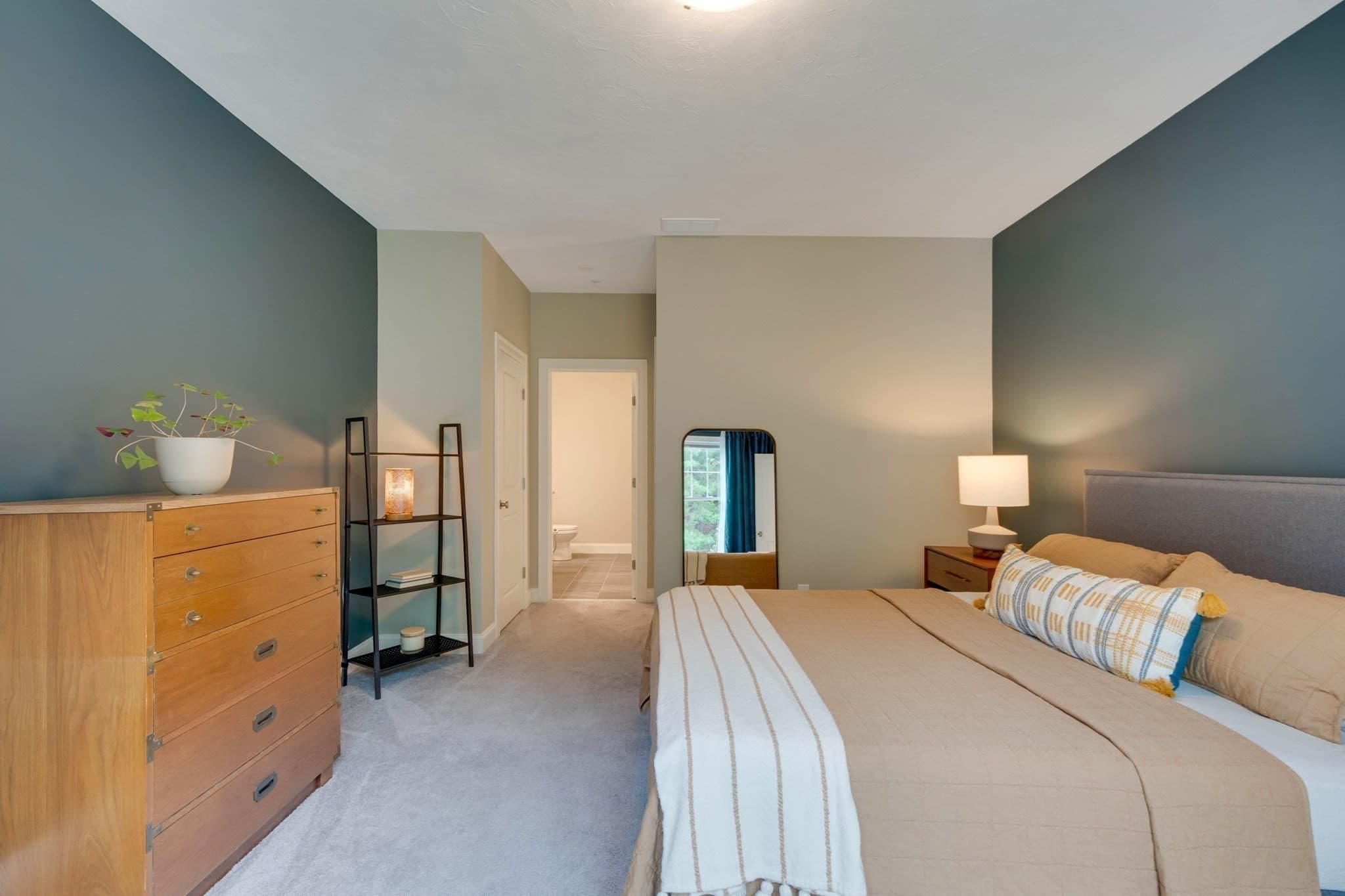 Condominium at 837 Ledgewood Way # 837, Clinton MA 01510, Clinton, photo 15 of 38