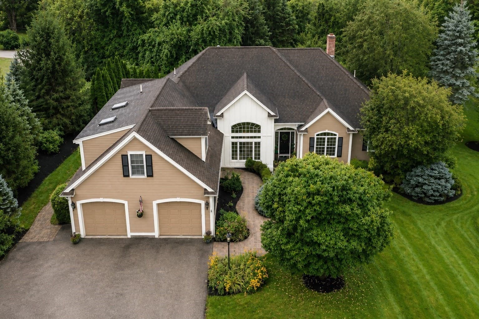 6 Watkins Ln, Southborough MA 01772