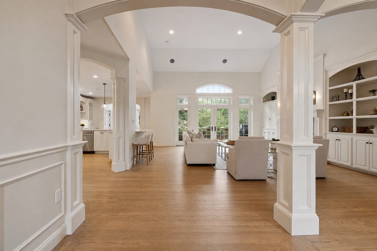 Single Family Residence at 6 Watkins Ln, Southborough MA 01772, Southborough, photo 5 of 42