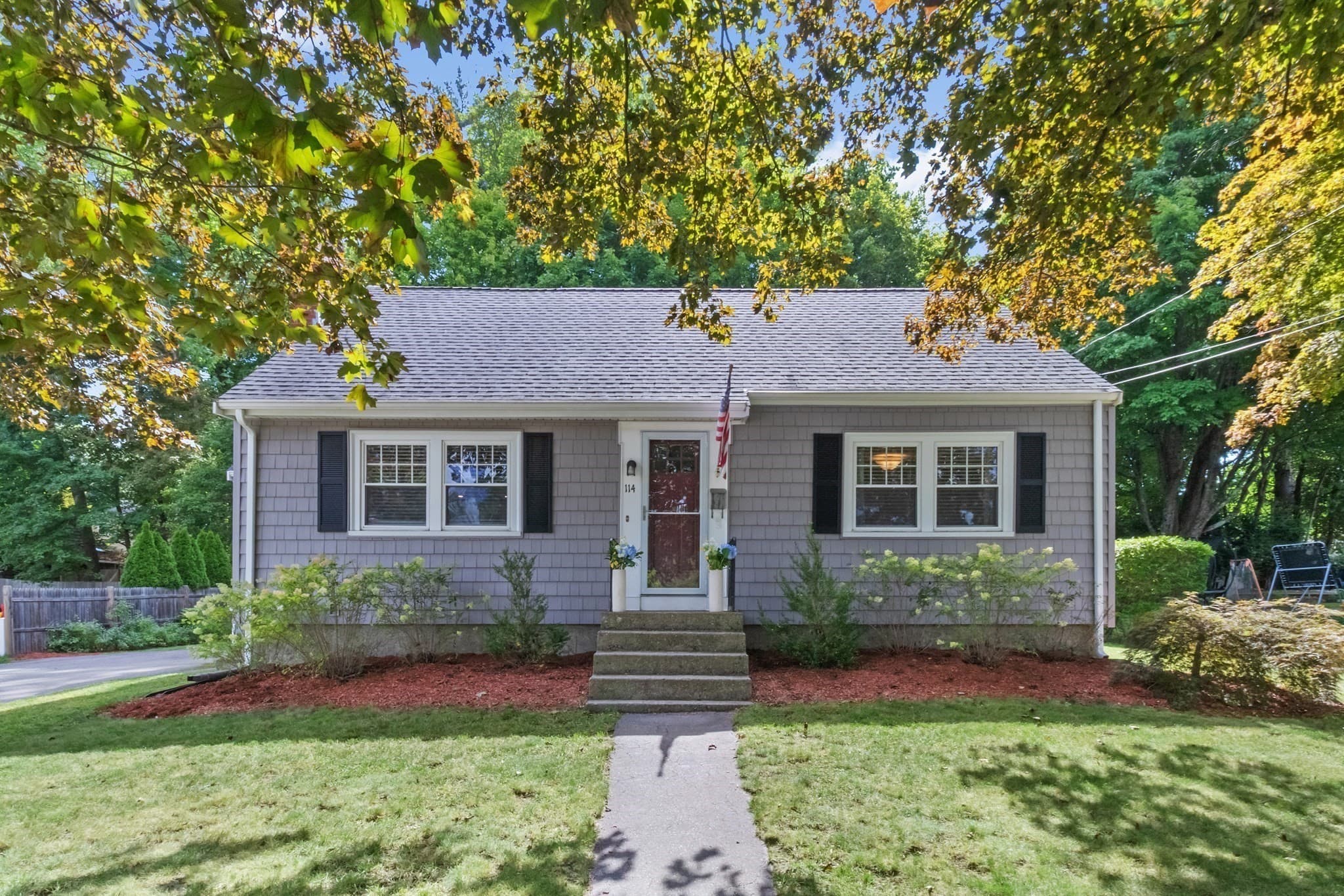 114 Lewis Ave, Walpole MA 02081