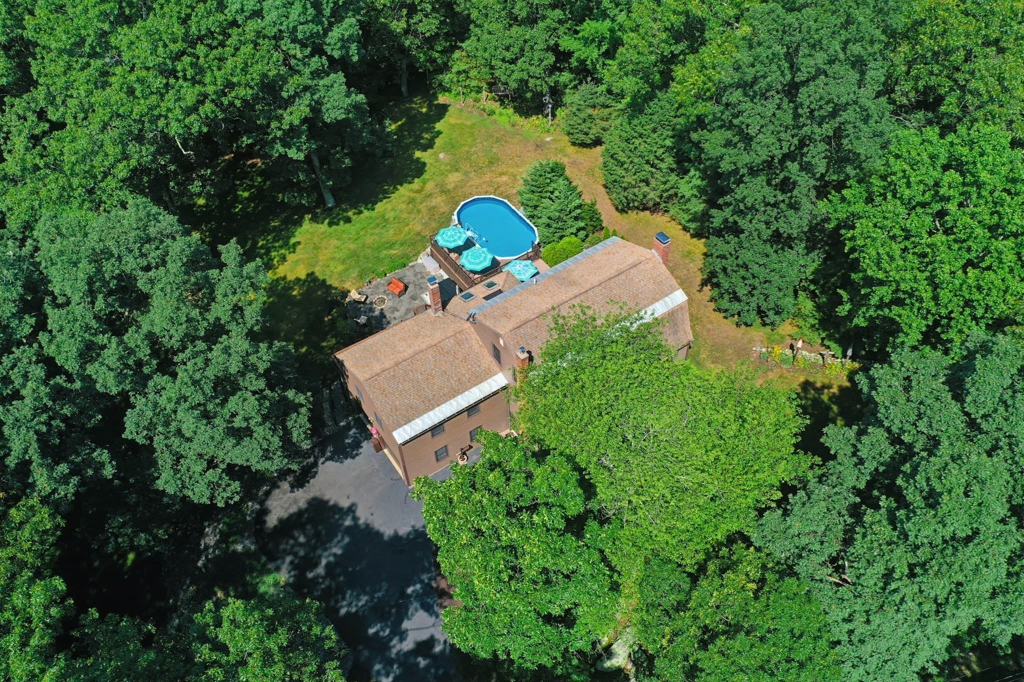 Single Family Residence at 245 Albee Road, Uxbridge MA 01569, Uxbridge, photo 2 of 42